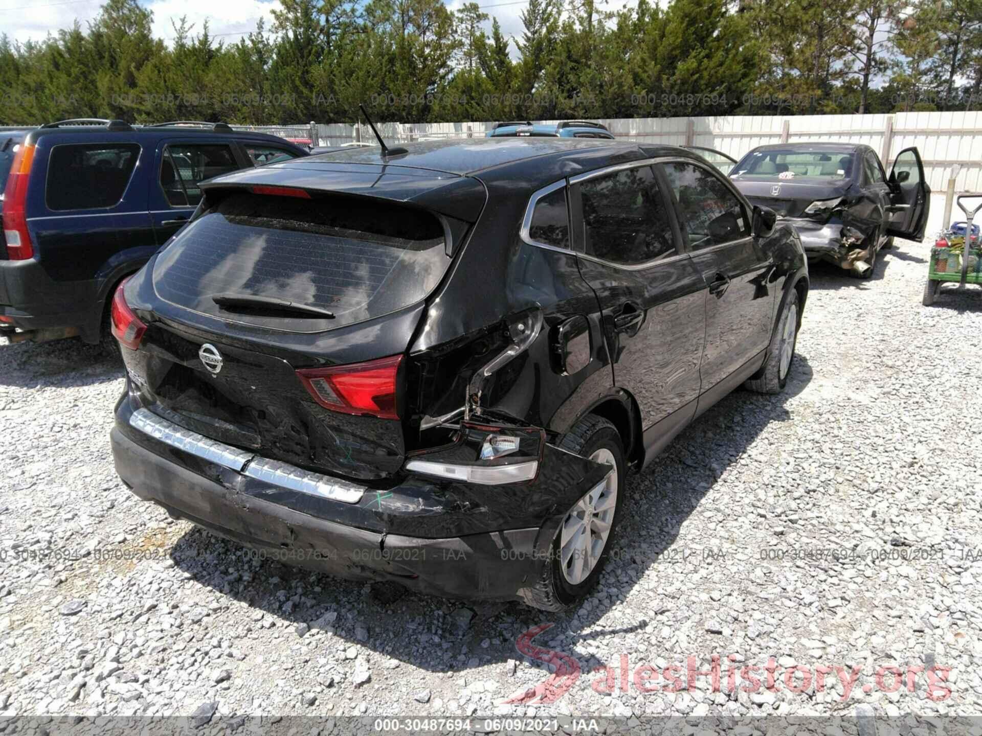 JN1BJ1CP7HW018267 2017 NISSAN ROGUE SPORT