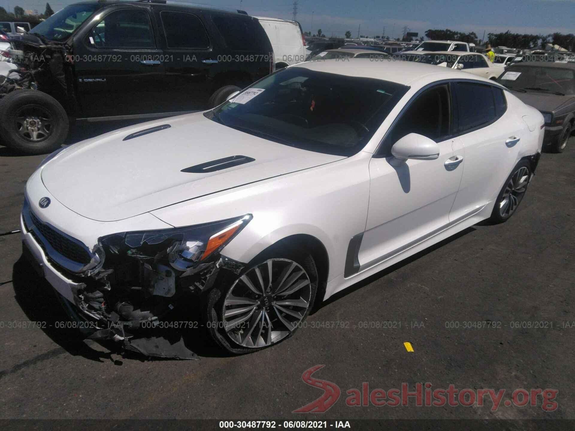 KNAE15LA2K6055017 2019 KIA STINGER