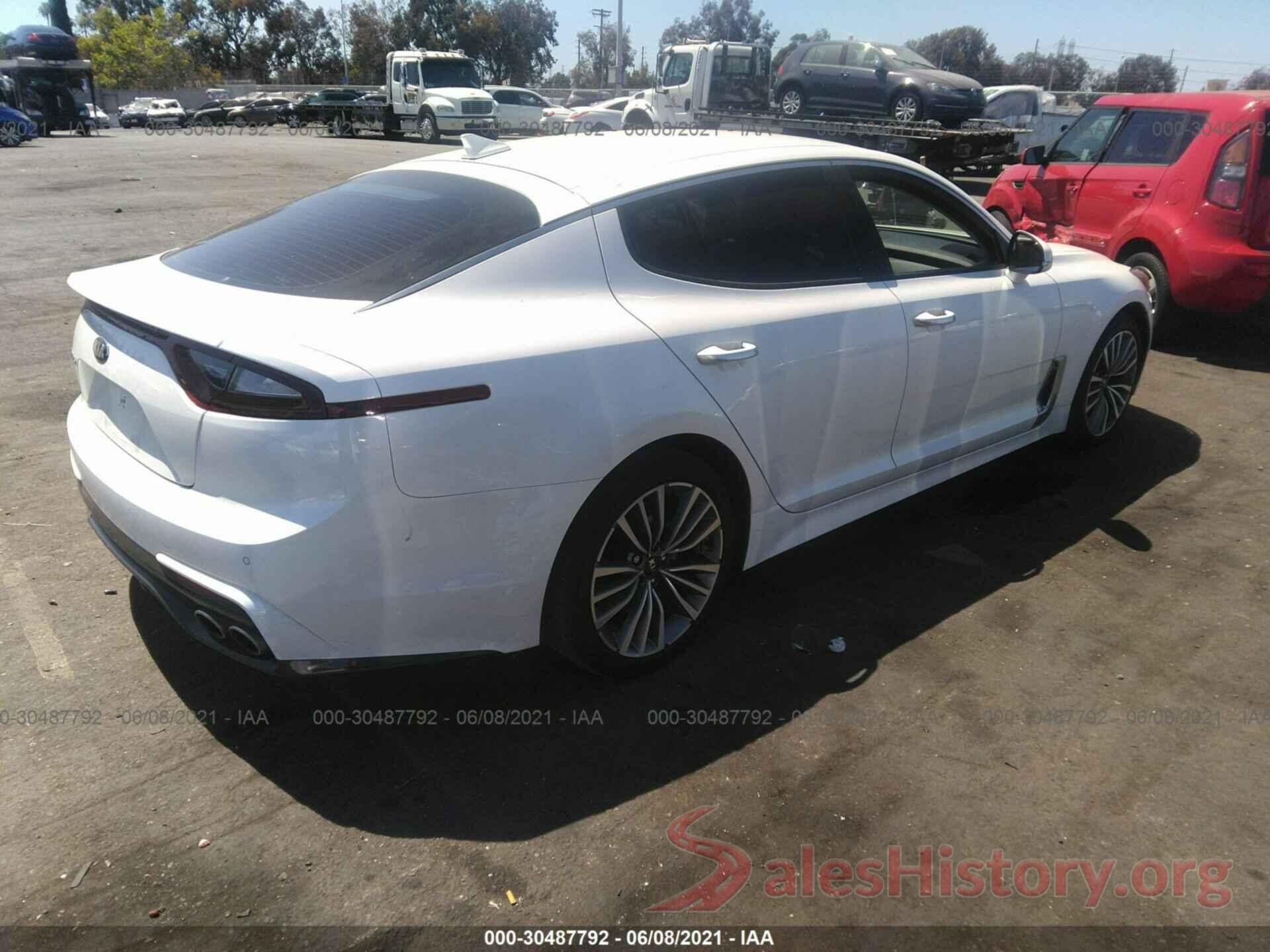 KNAE15LA2K6055017 2019 KIA STINGER