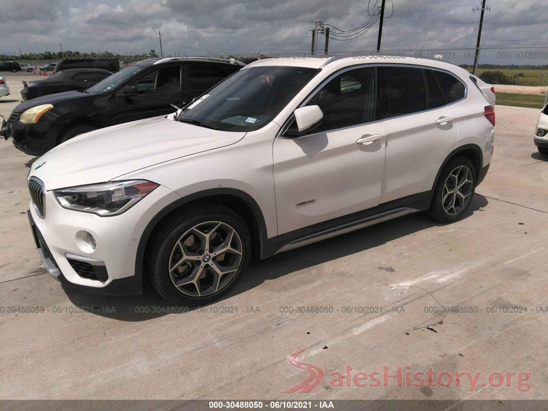 WBXHT3C35GP889366 2016 BMW X1