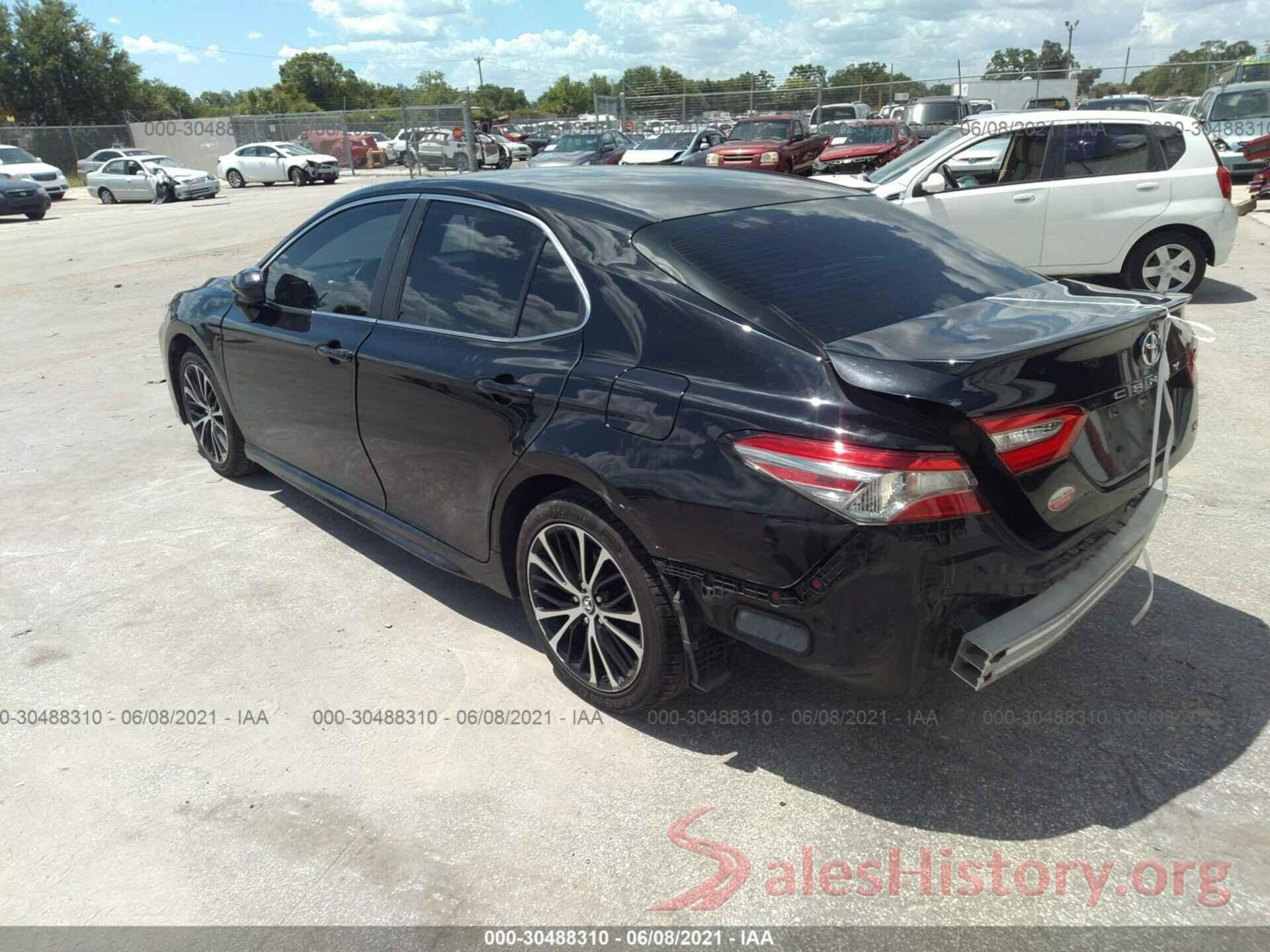 4T1B11HK6JU547801 2018 TOYOTA CAMRY