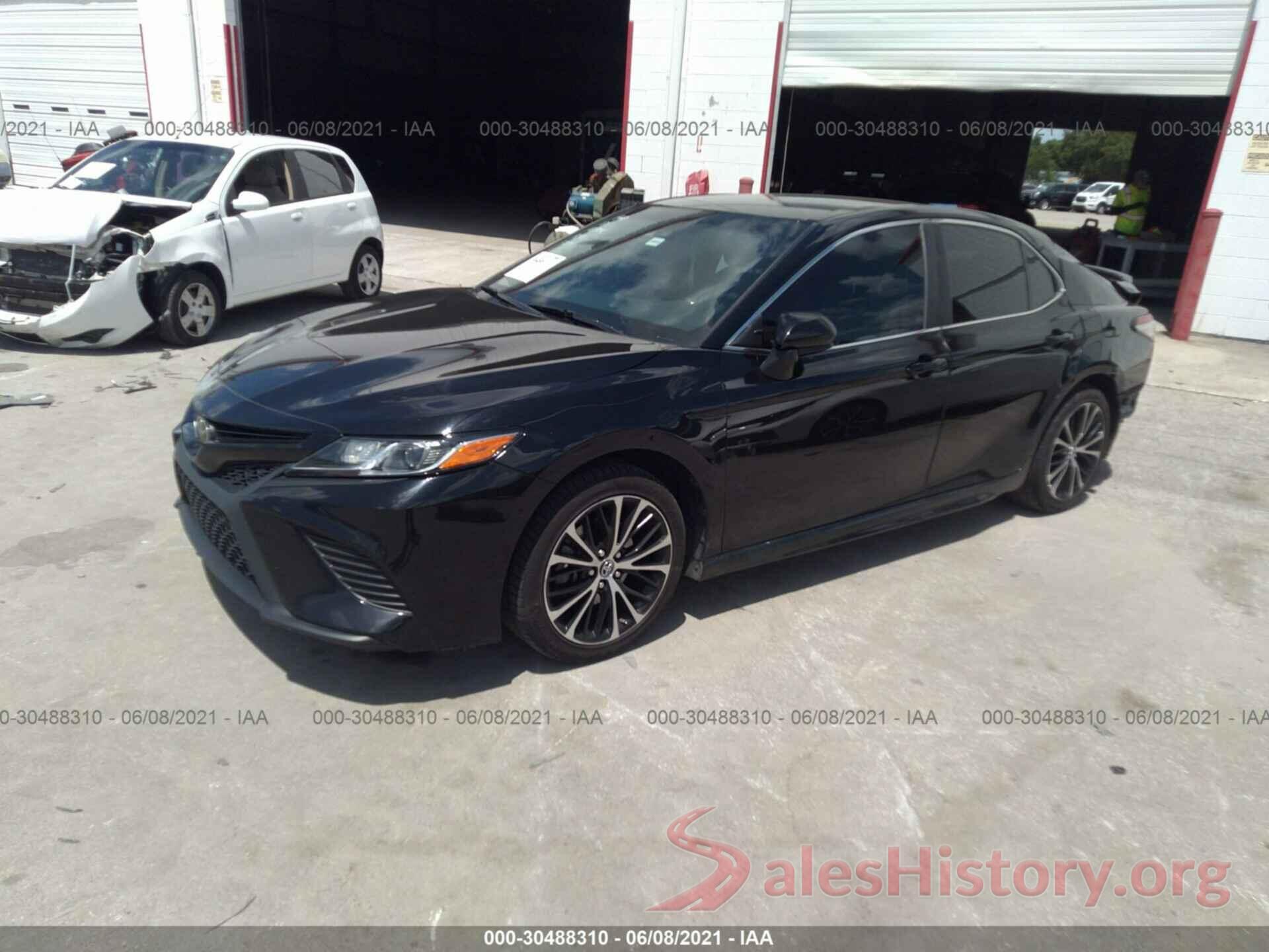 4T1B11HK6JU547801 2018 TOYOTA CAMRY