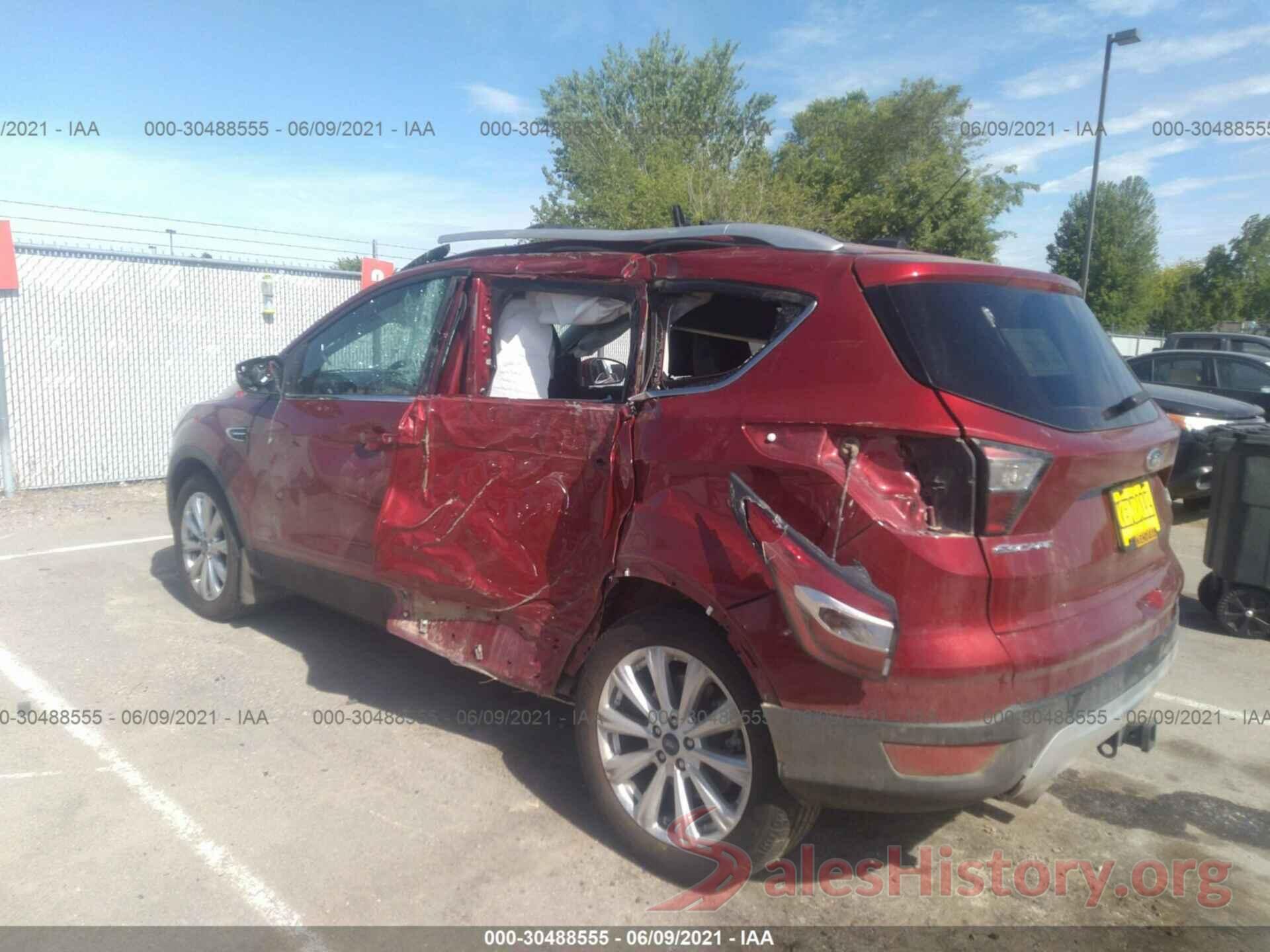 1FMCU9J95HUA38987 2017 FORD ESCAPE