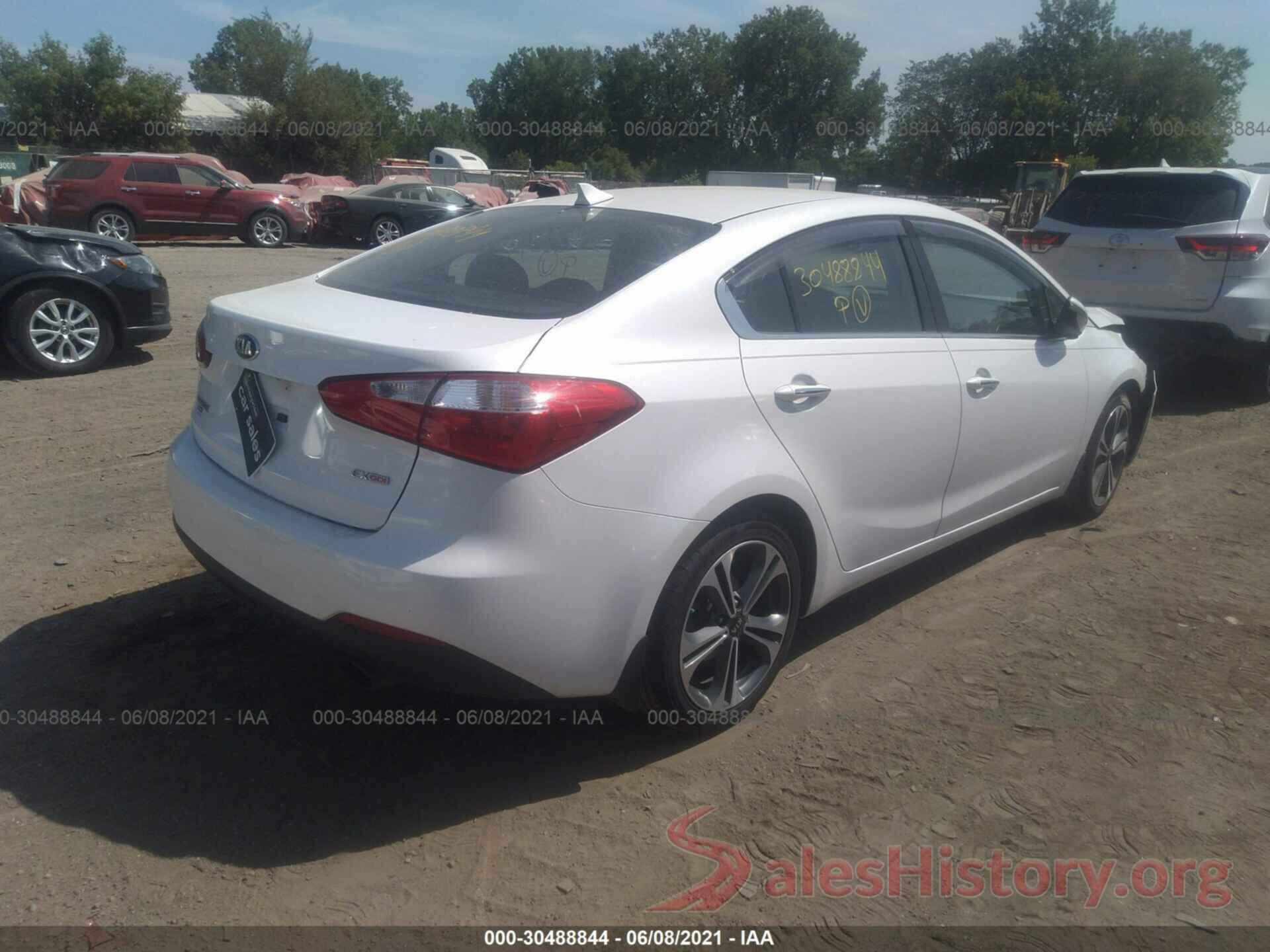 KNAFZ4A88G5479824 2016 KIA FORTE