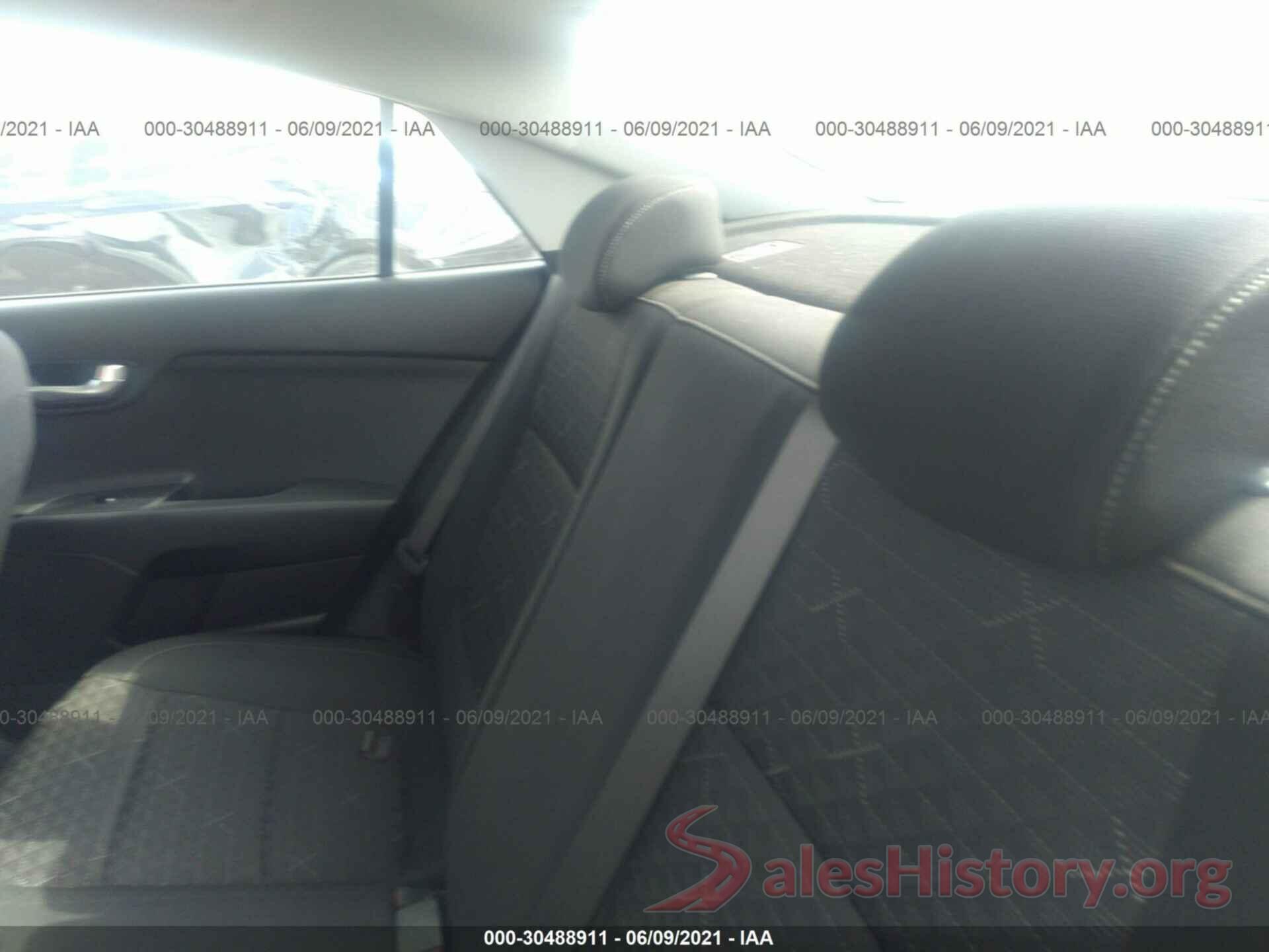 3KPA24AB1KE226094 2019 KIA RIO