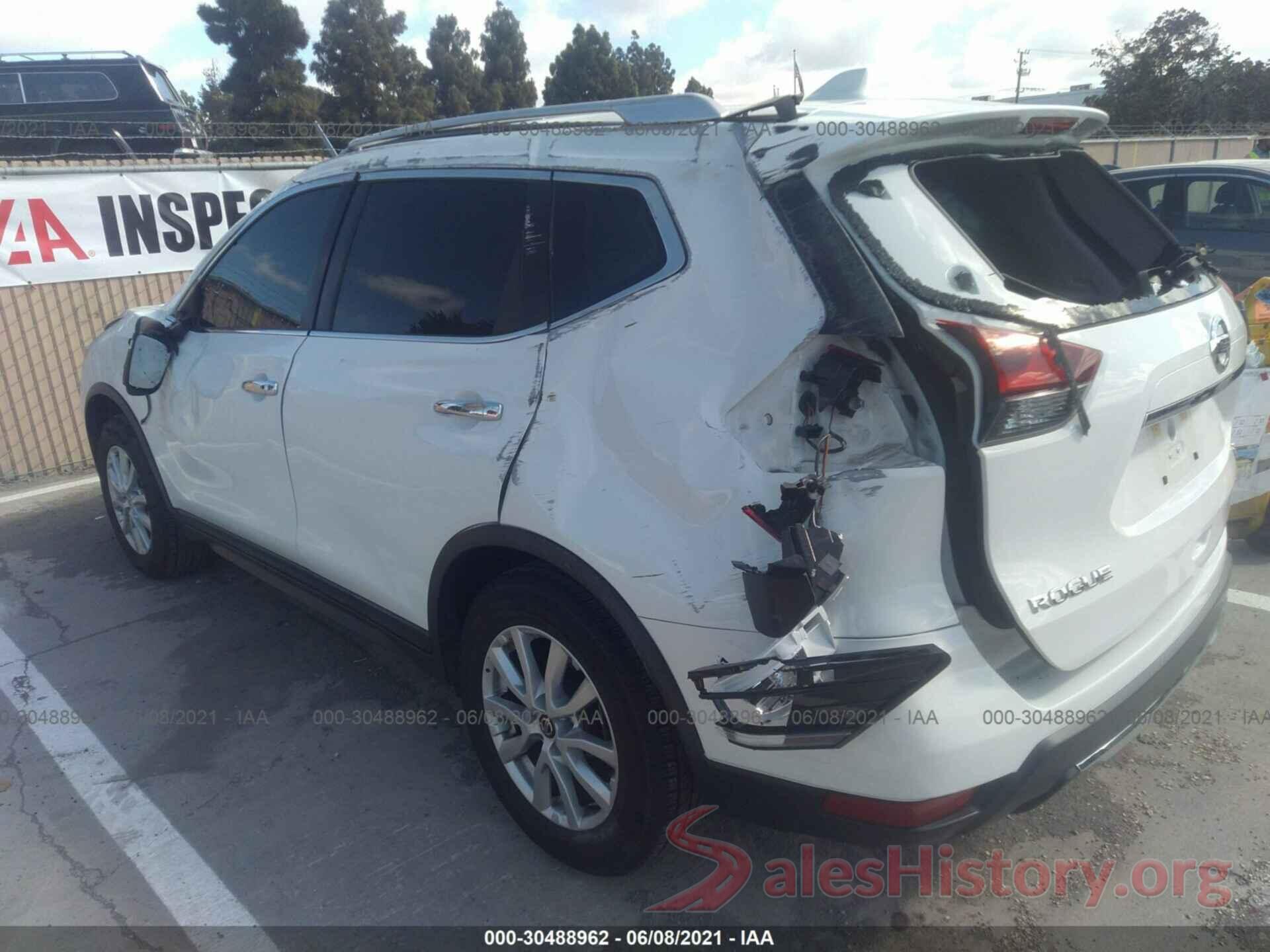 KNMAT2MTXJP590339 2018 NISSAN ROGUE