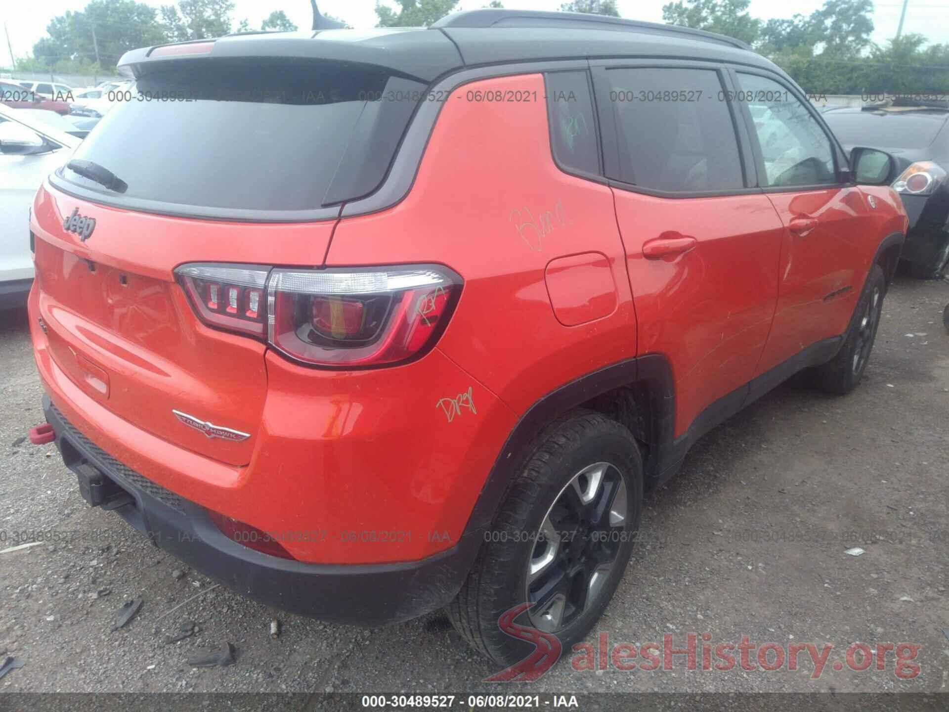 3C4NJDDB5JT314253 2018 JEEP COMPASS