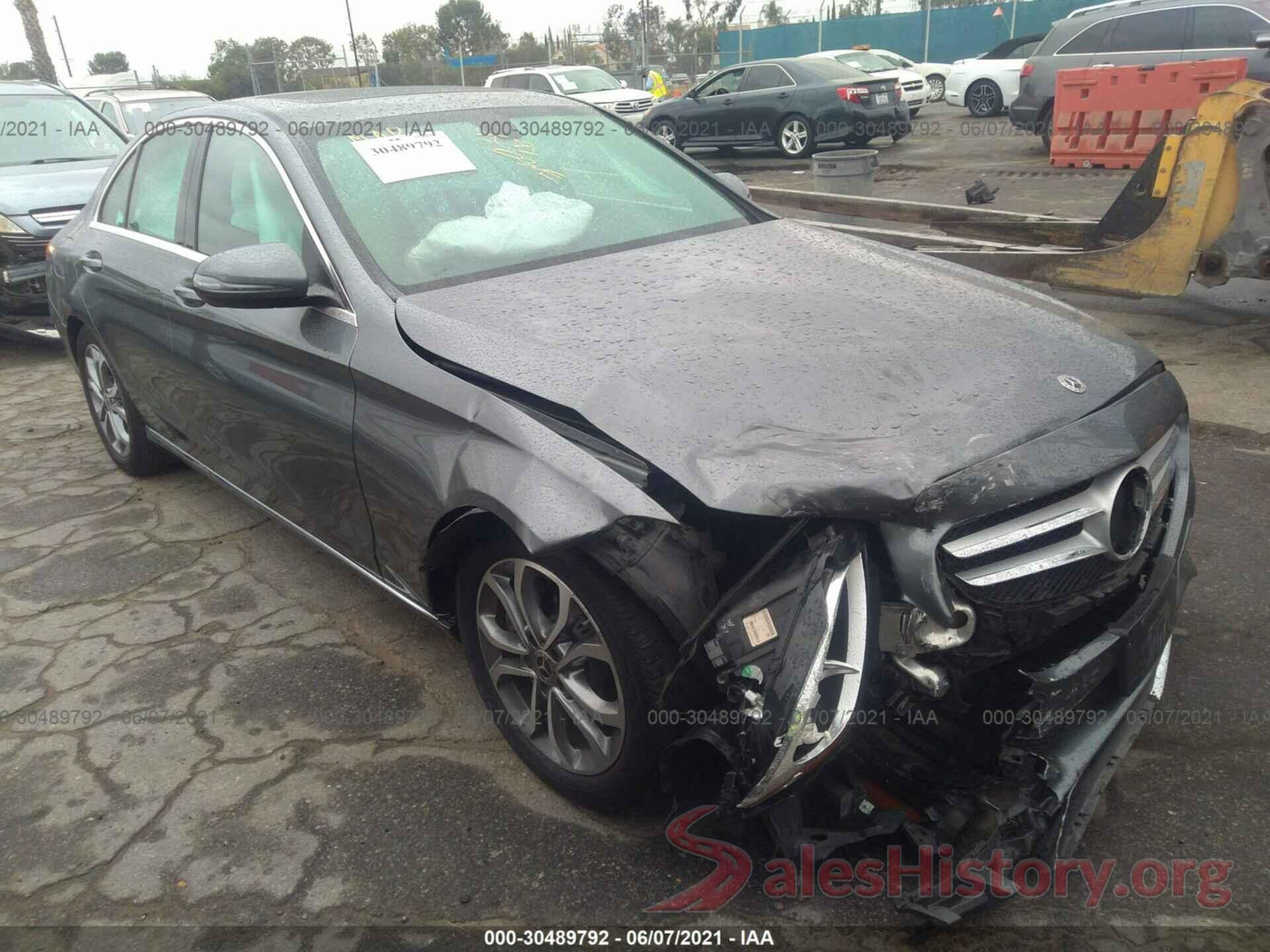 55SWF4JB6JU243717 2018 MERCEDES-BENZ C-CLASS