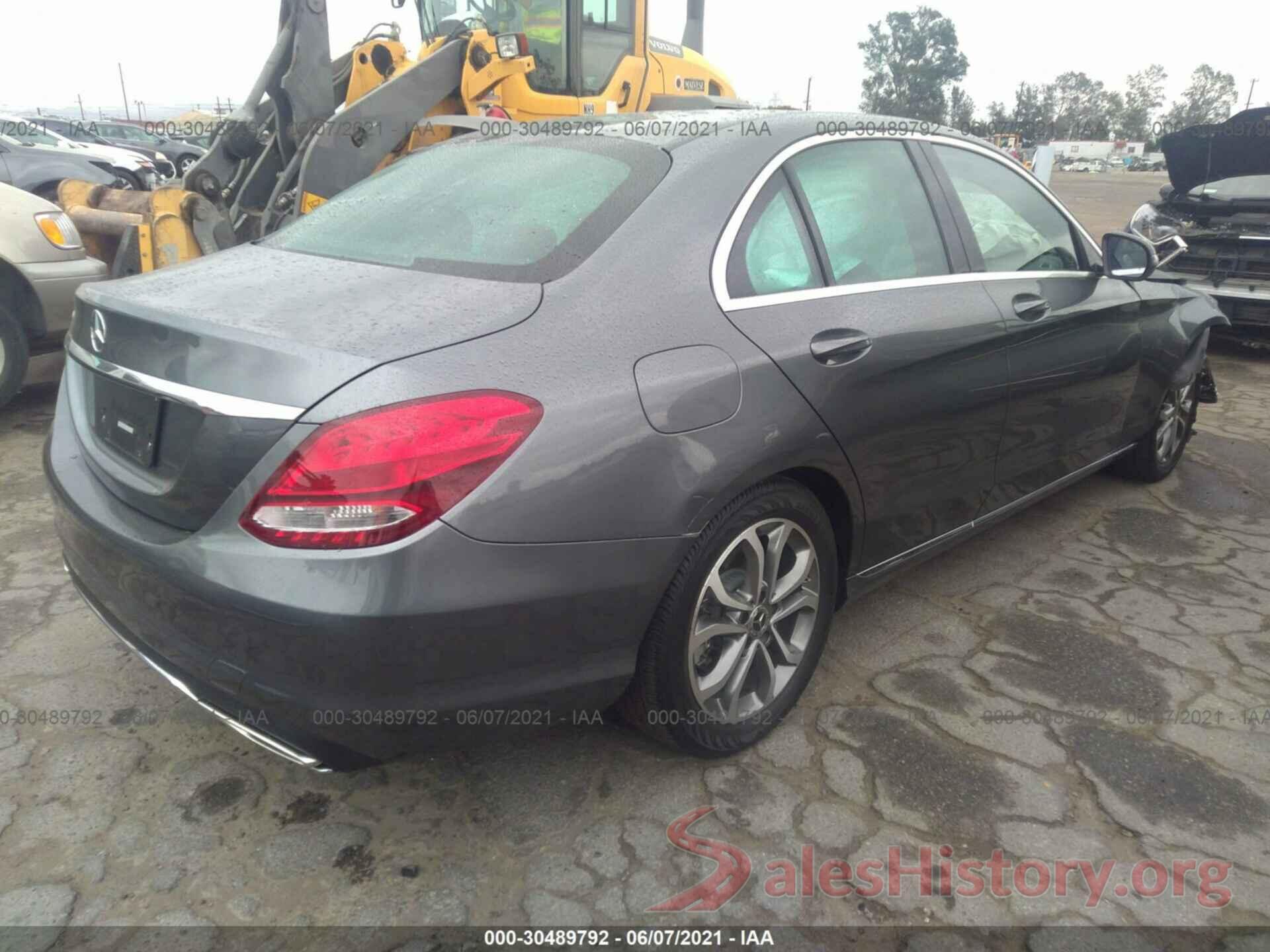 55SWF4JB6JU243717 2018 MERCEDES-BENZ C-CLASS