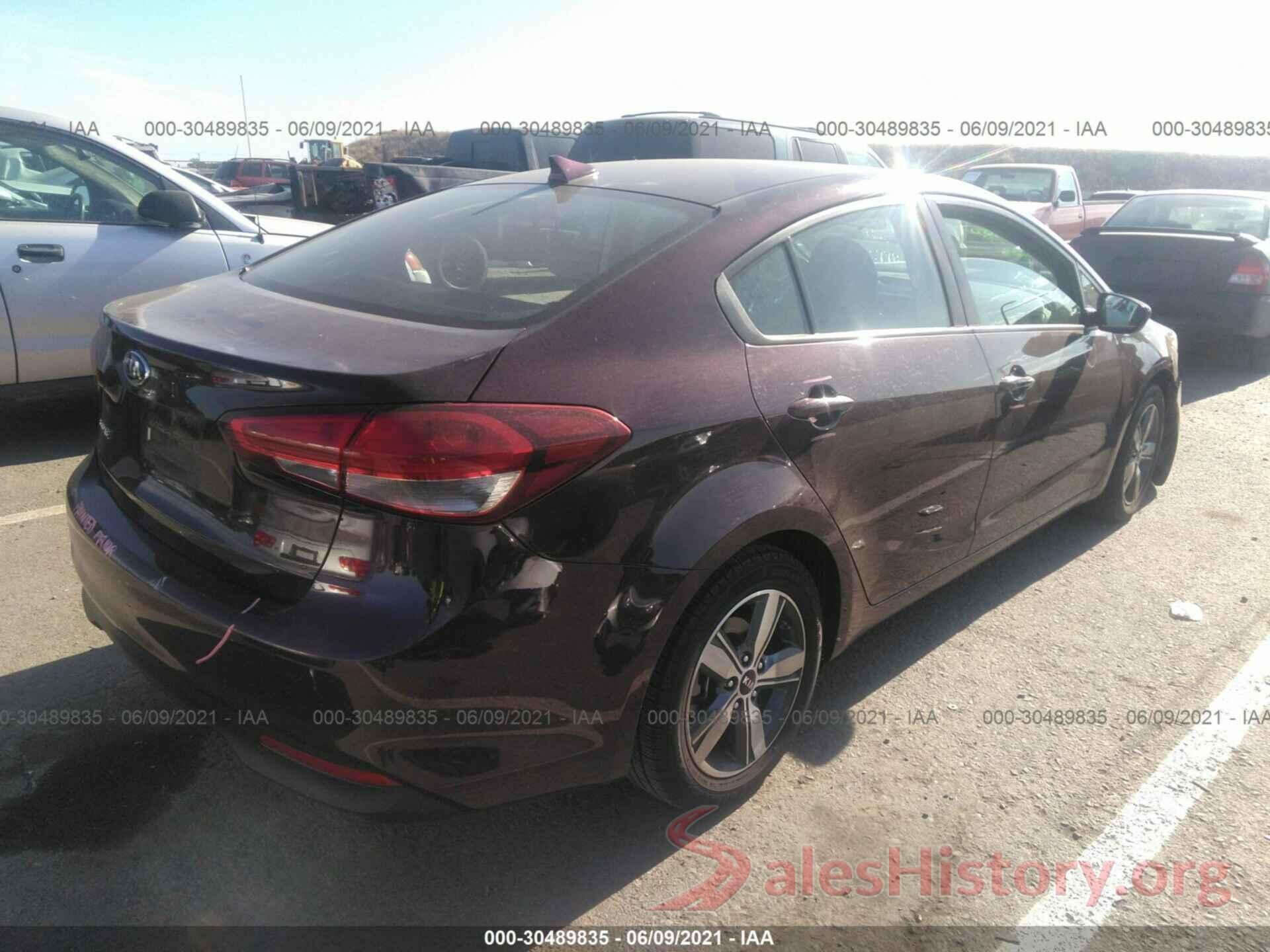 3KPFL4A72JE259277 2018 KIA FORTE