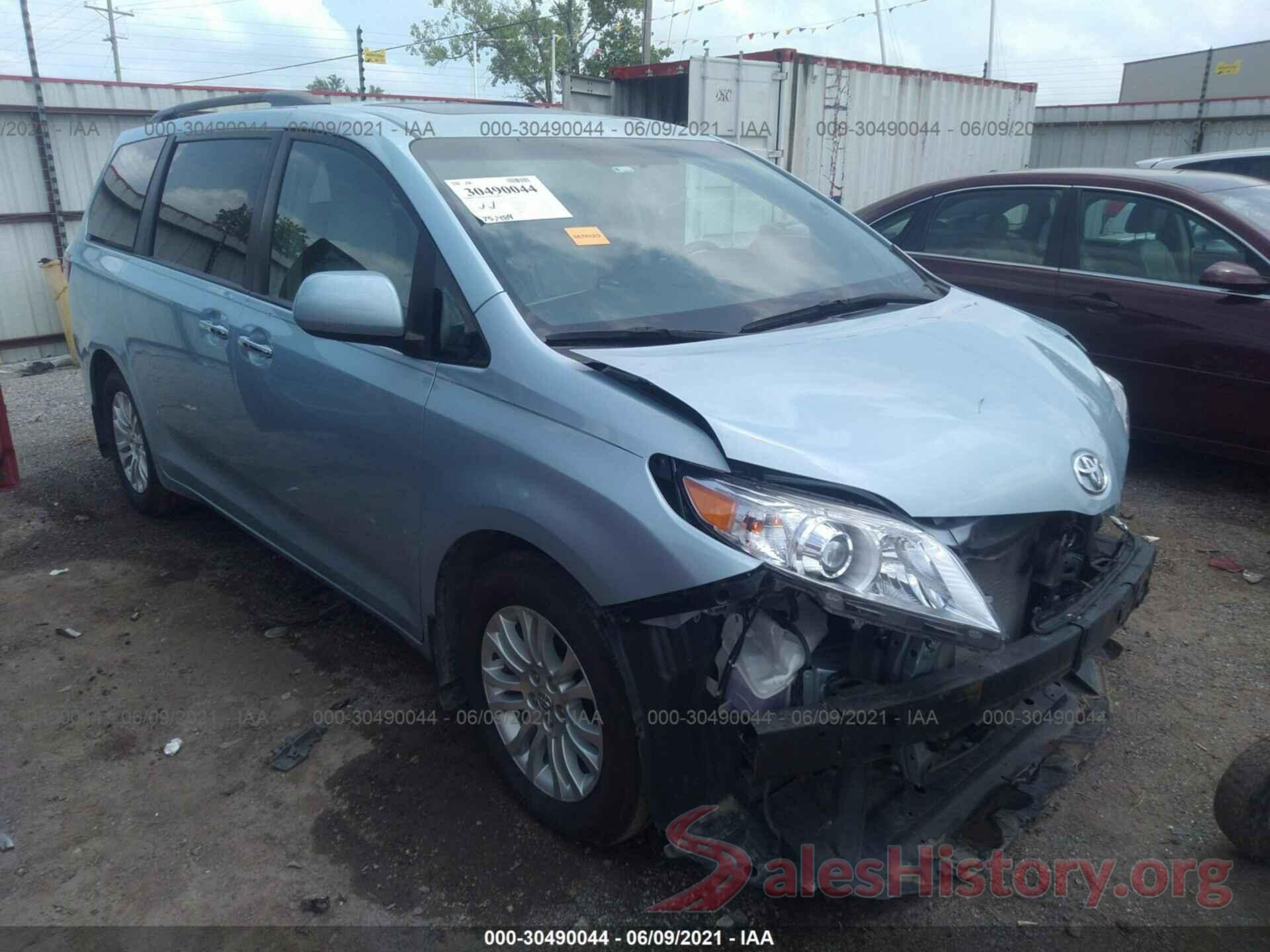 5TDYK3DCXGS758017 2016 TOYOTA SIENNA