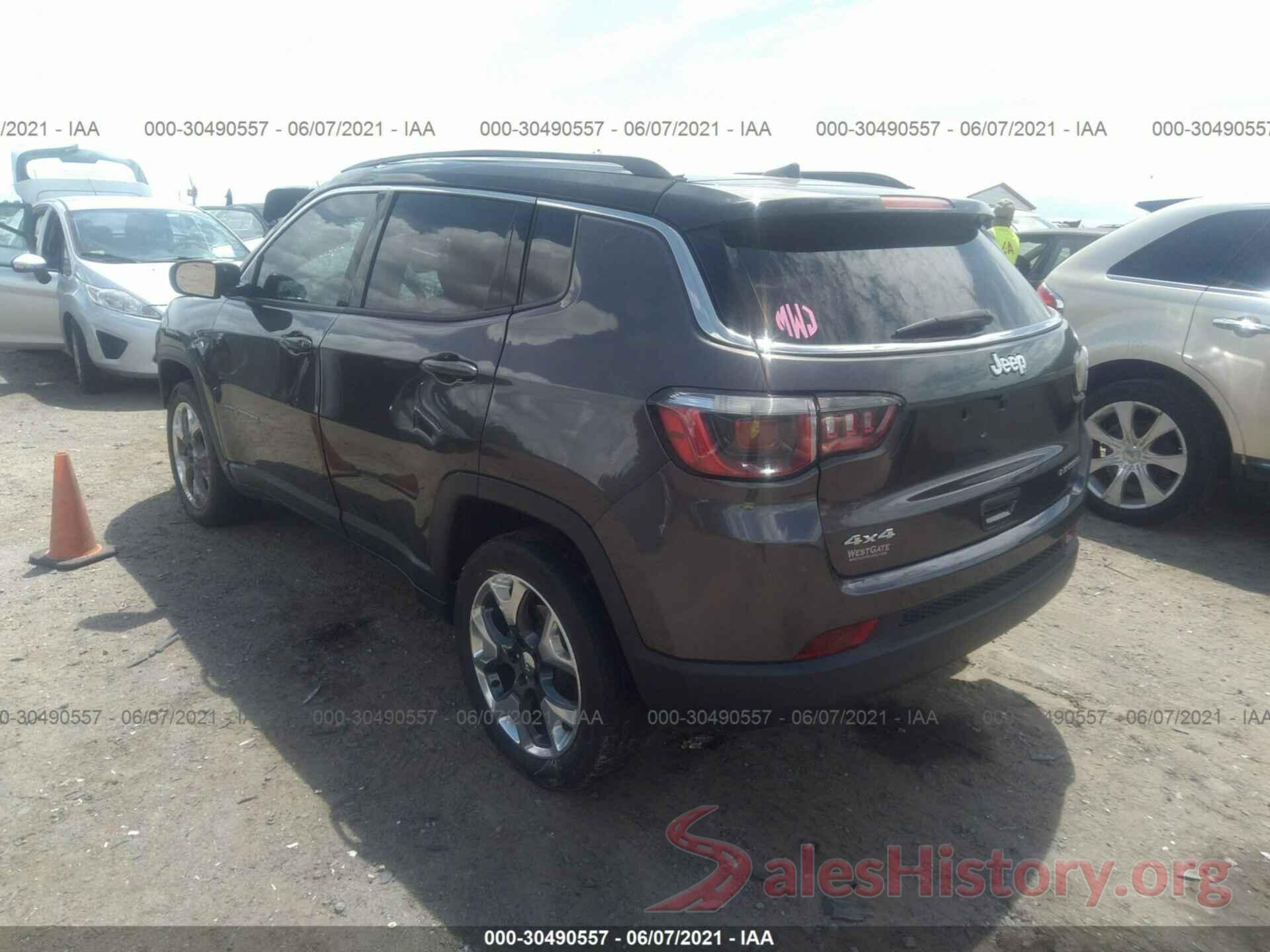 3C4NJDCB1JT330631 2018 JEEP COMPASS