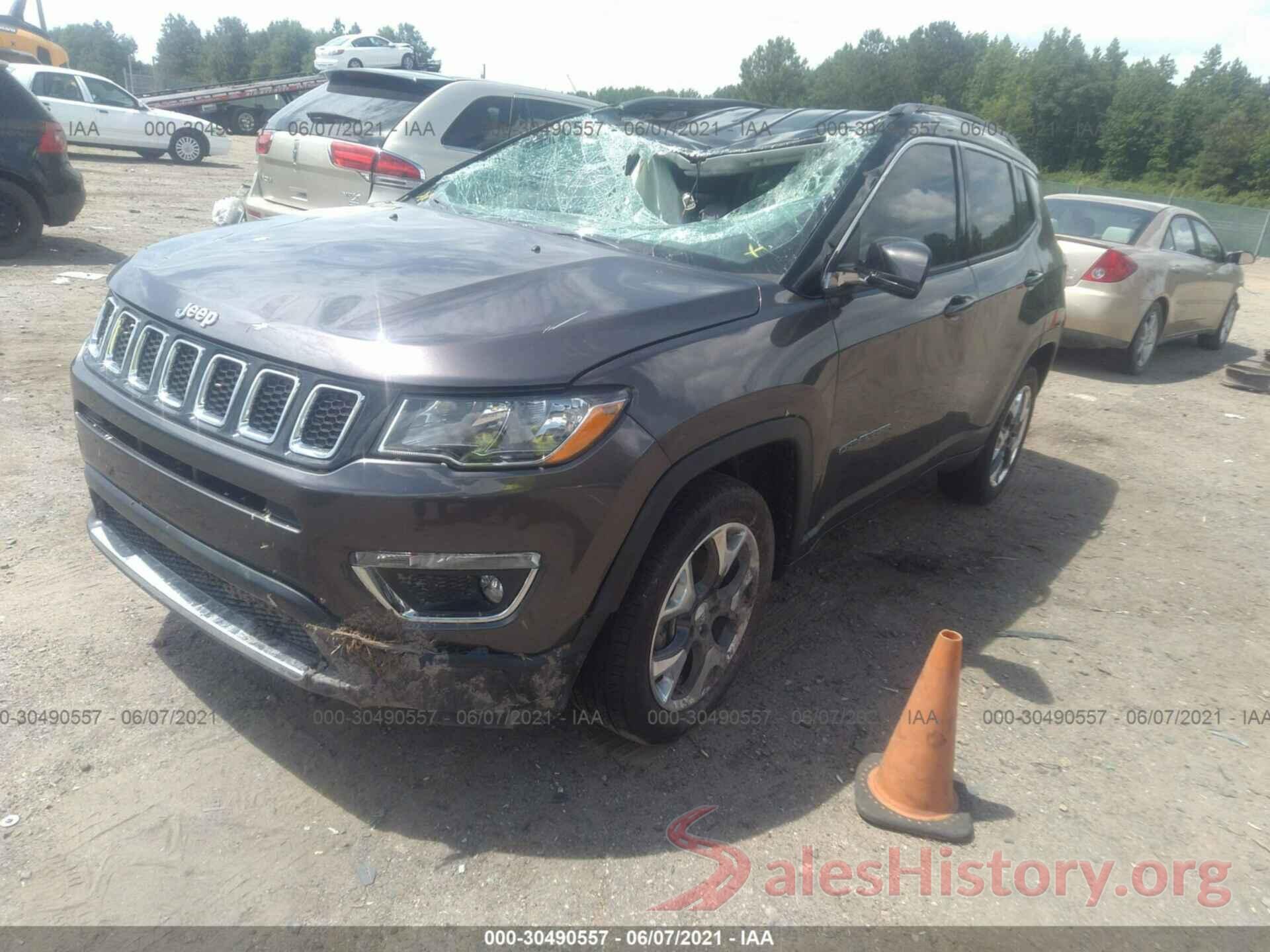 3C4NJDCB1JT330631 2018 JEEP COMPASS