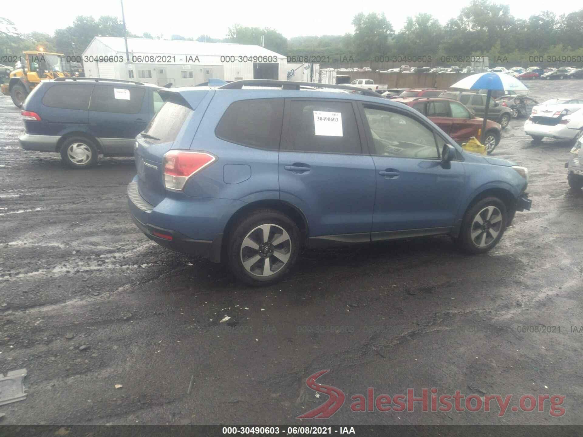 JF2SJAGC3JH508849 2018 SUBARU FORESTER