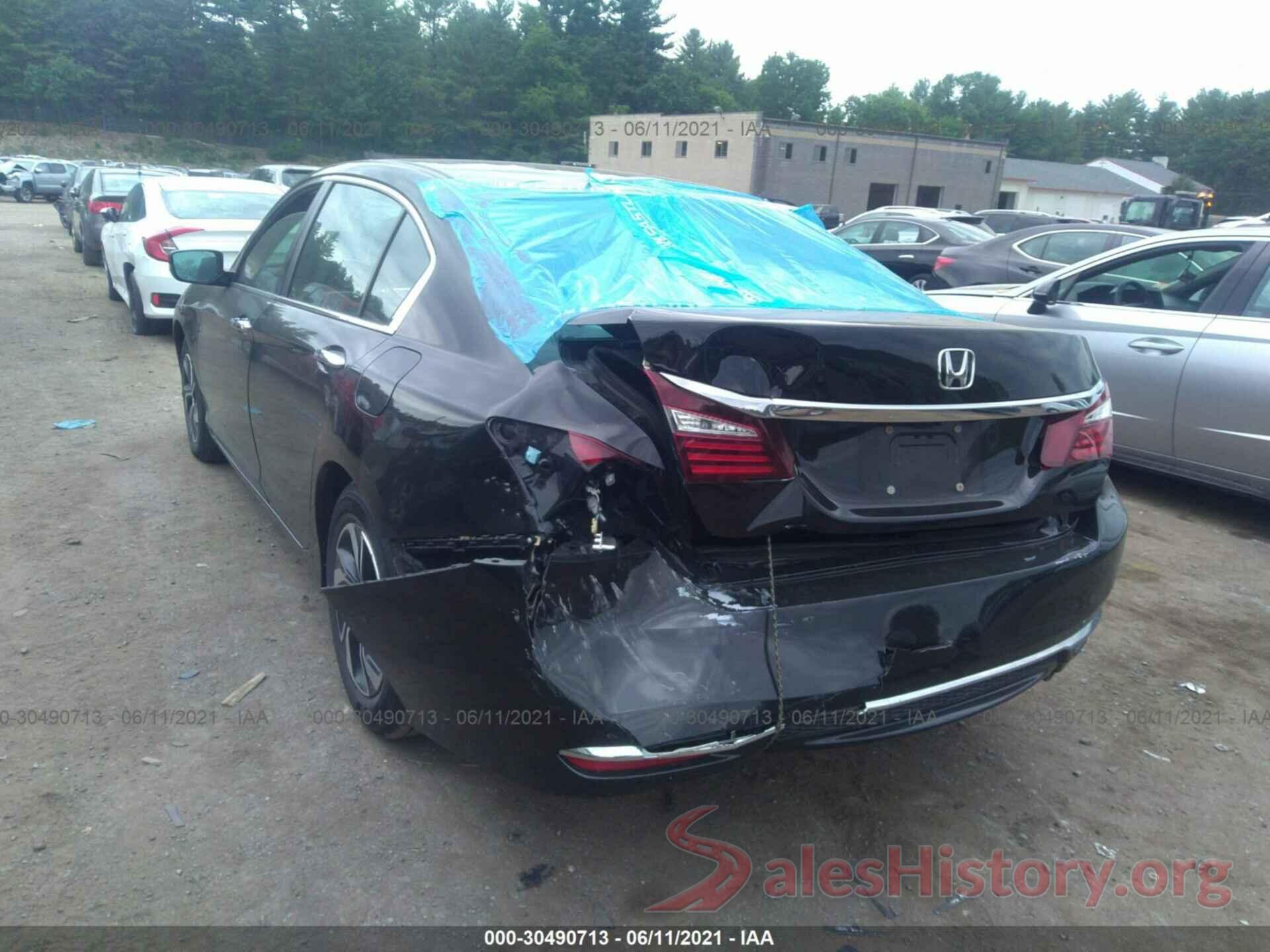 1HGCR2F38HA062141 2017 HONDA ACCORD SEDAN