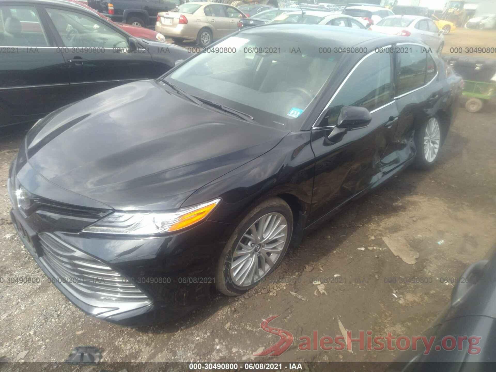 4T1B11HK4JU157716 2018 TOYOTA CAMRY