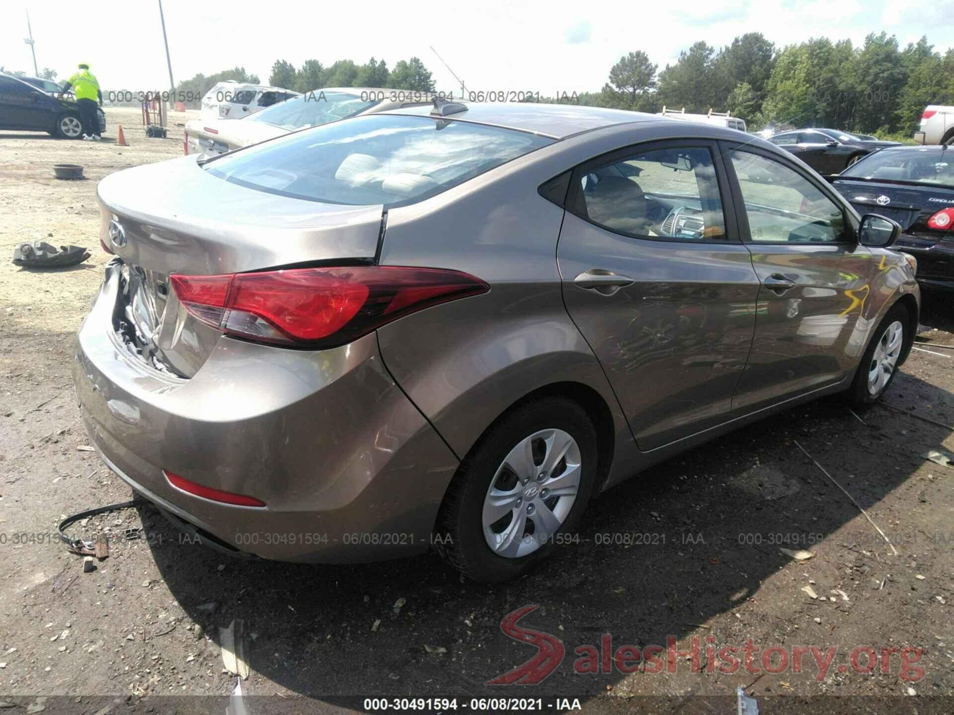 5NPDH4AE4GH692319 2016 HYUNDAI ELANTRA