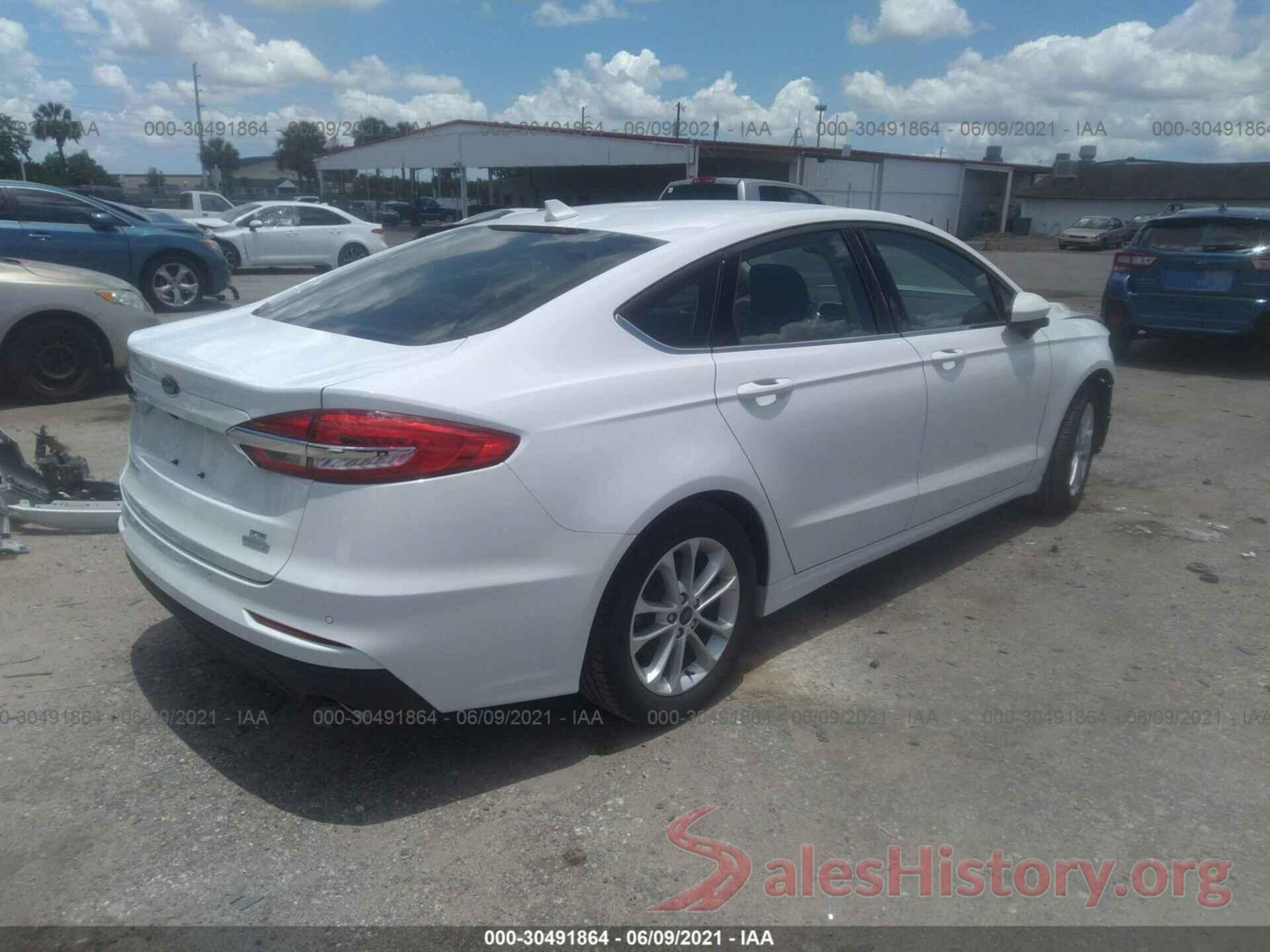 3FA6P0HD8KR247093 2019 FORD FUSION