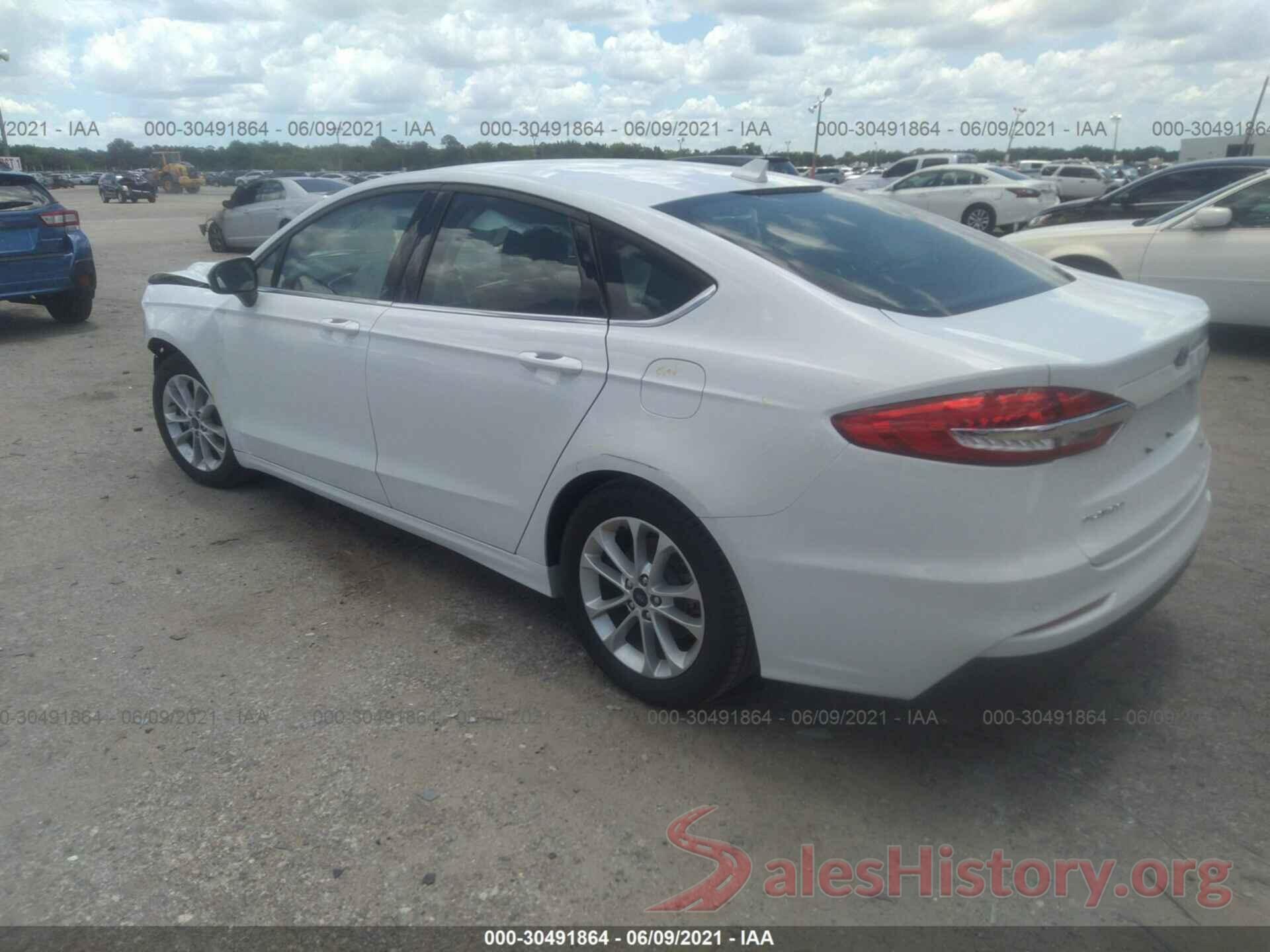 3FA6P0HD8KR247093 2019 FORD FUSION