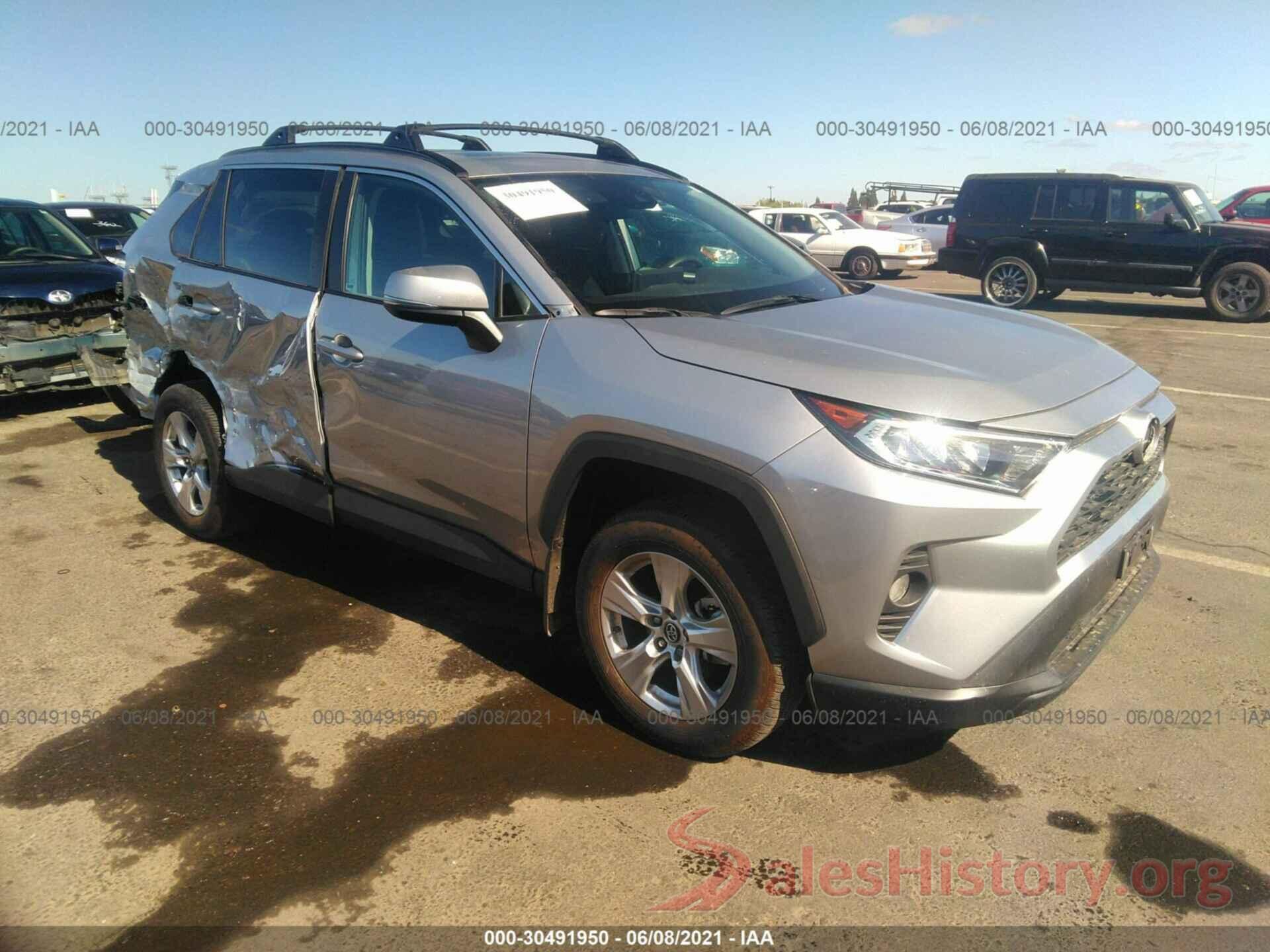 2T3W1RFV4KC014742 2019 TOYOTA RAV4