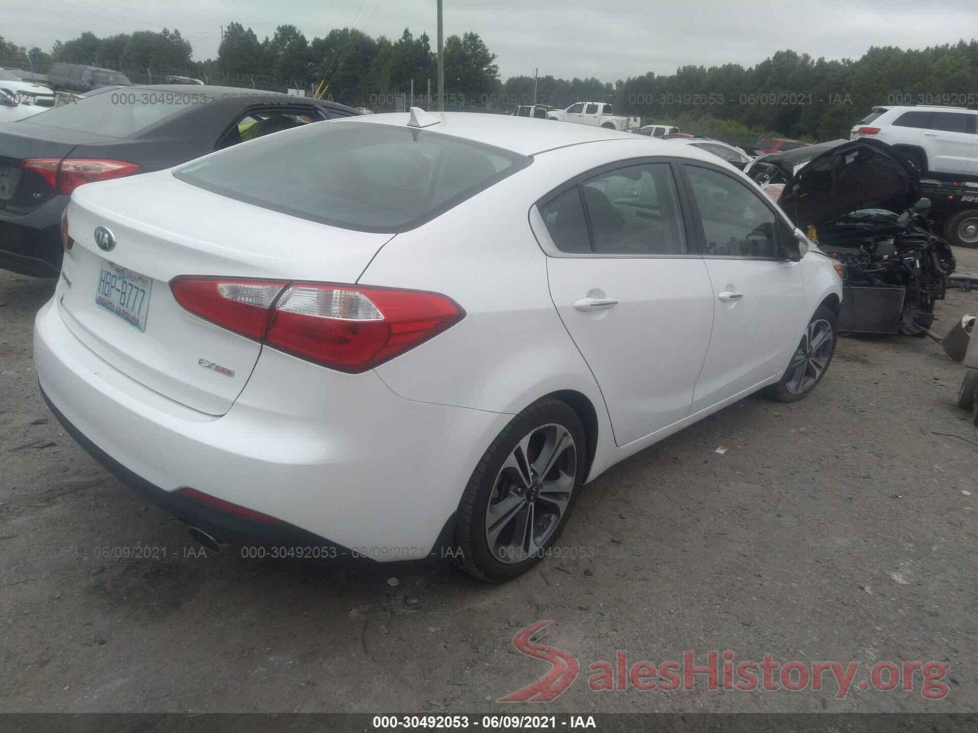 KNAFZ4A8XG5547430 2016 KIA FORTE