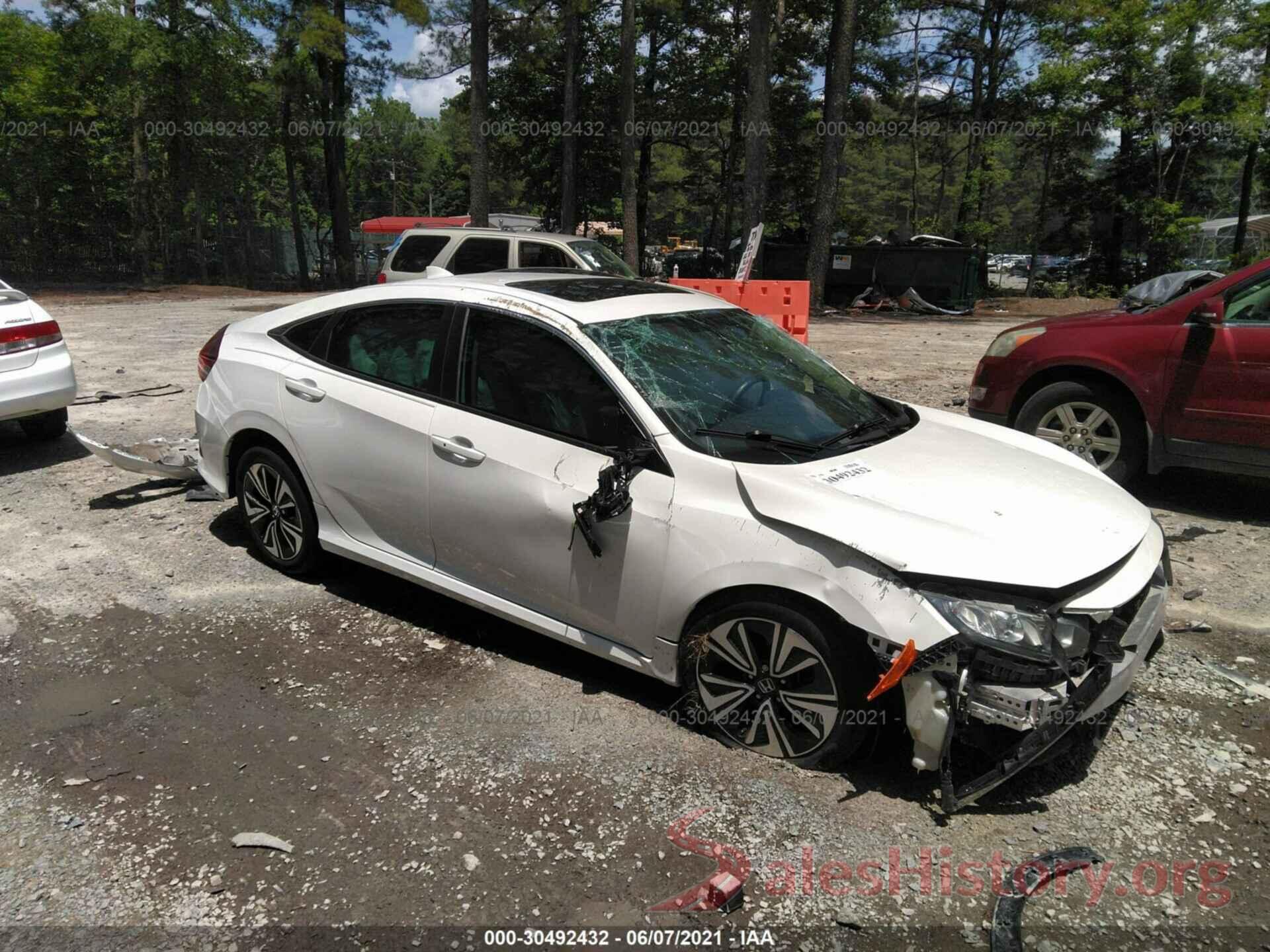 19XFC1F33HE013577 2017 HONDA CIVIC SEDAN