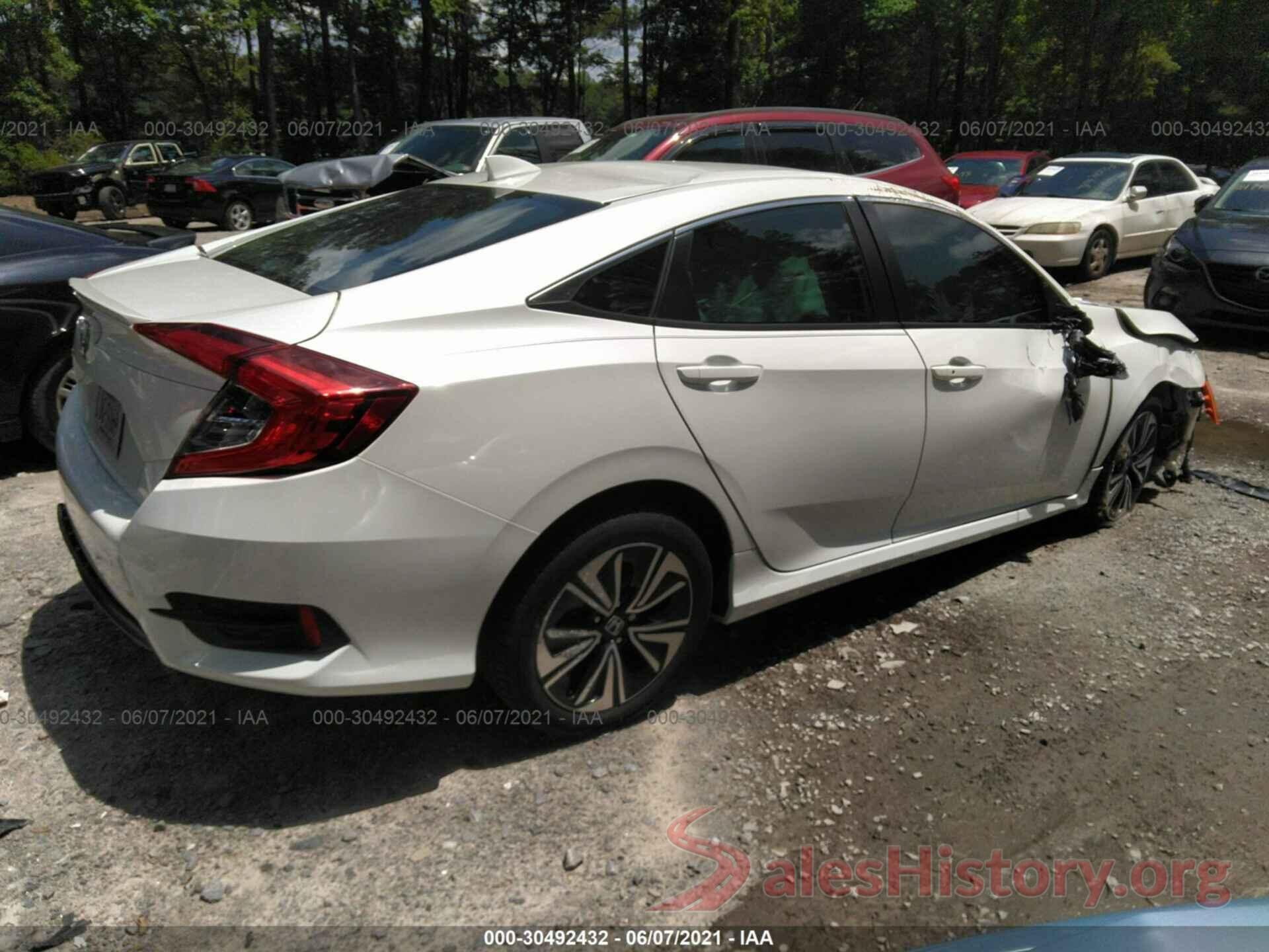 19XFC1F33HE013577 2017 HONDA CIVIC SEDAN