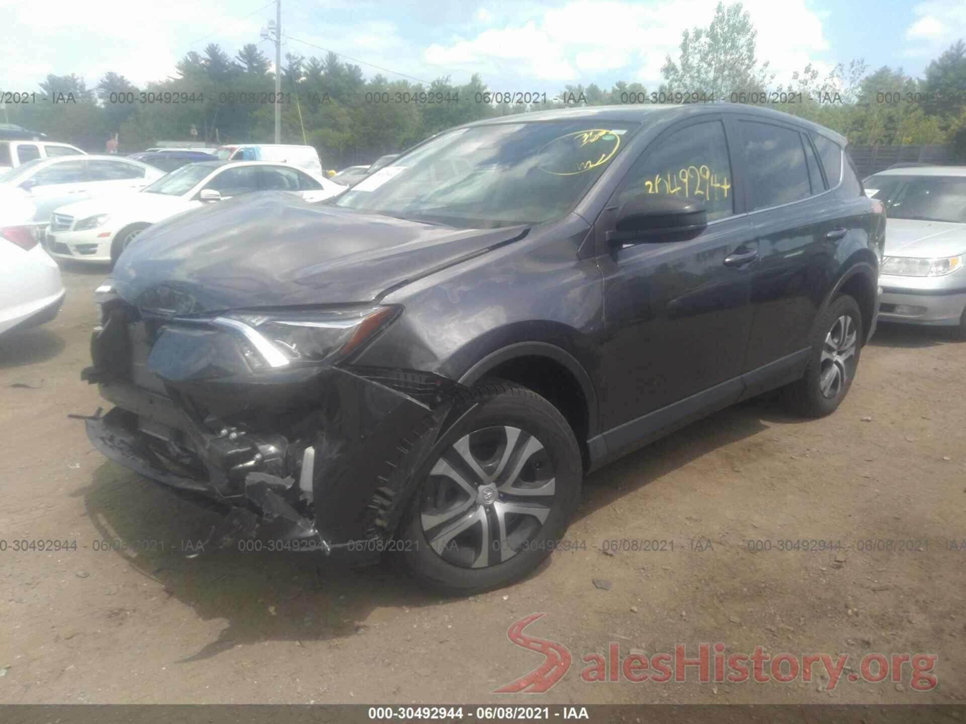 JTMBFREV3HJ160525 2017 TOYOTA RAV4