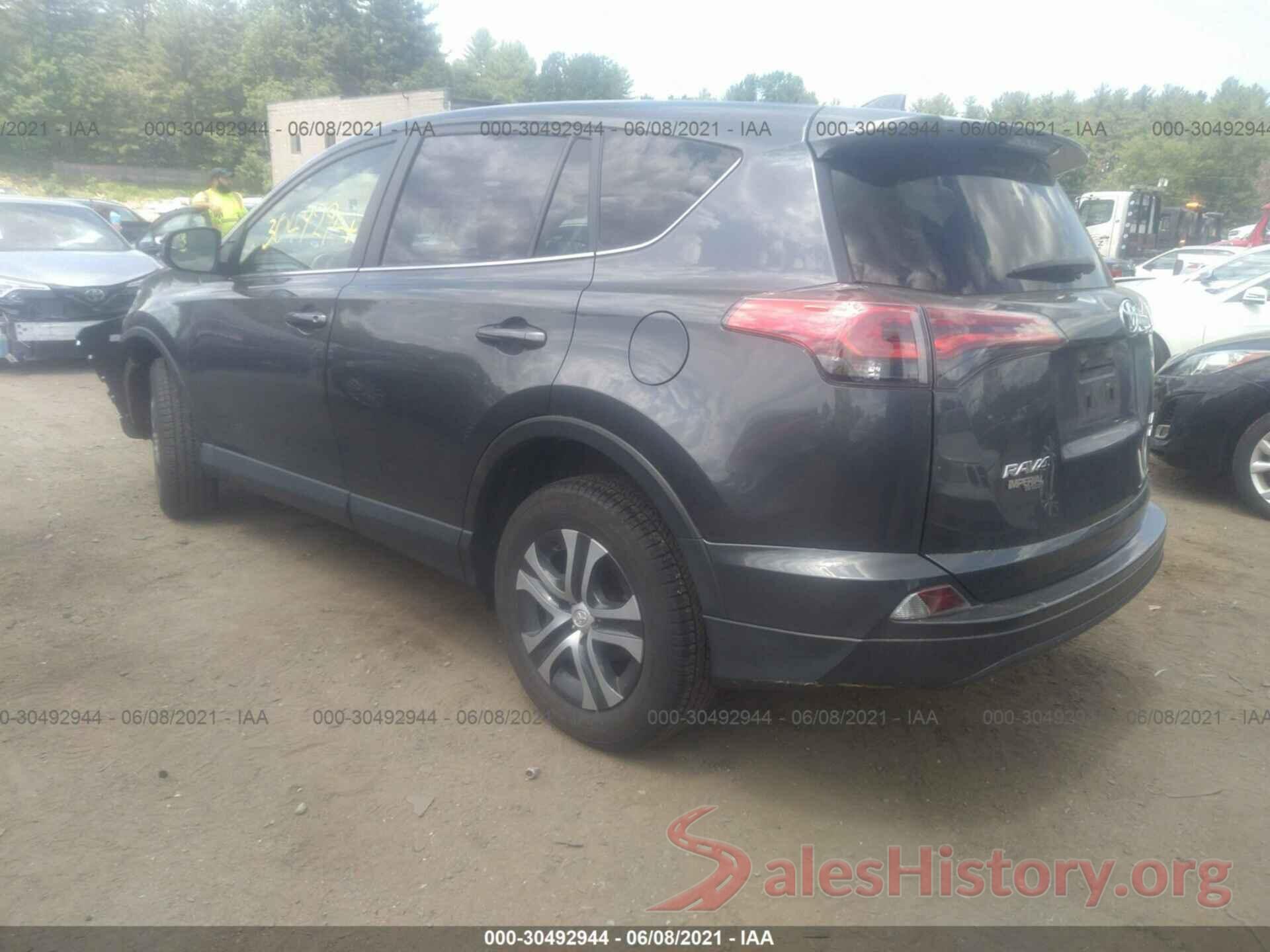 JTMBFREV3HJ160525 2017 TOYOTA RAV4