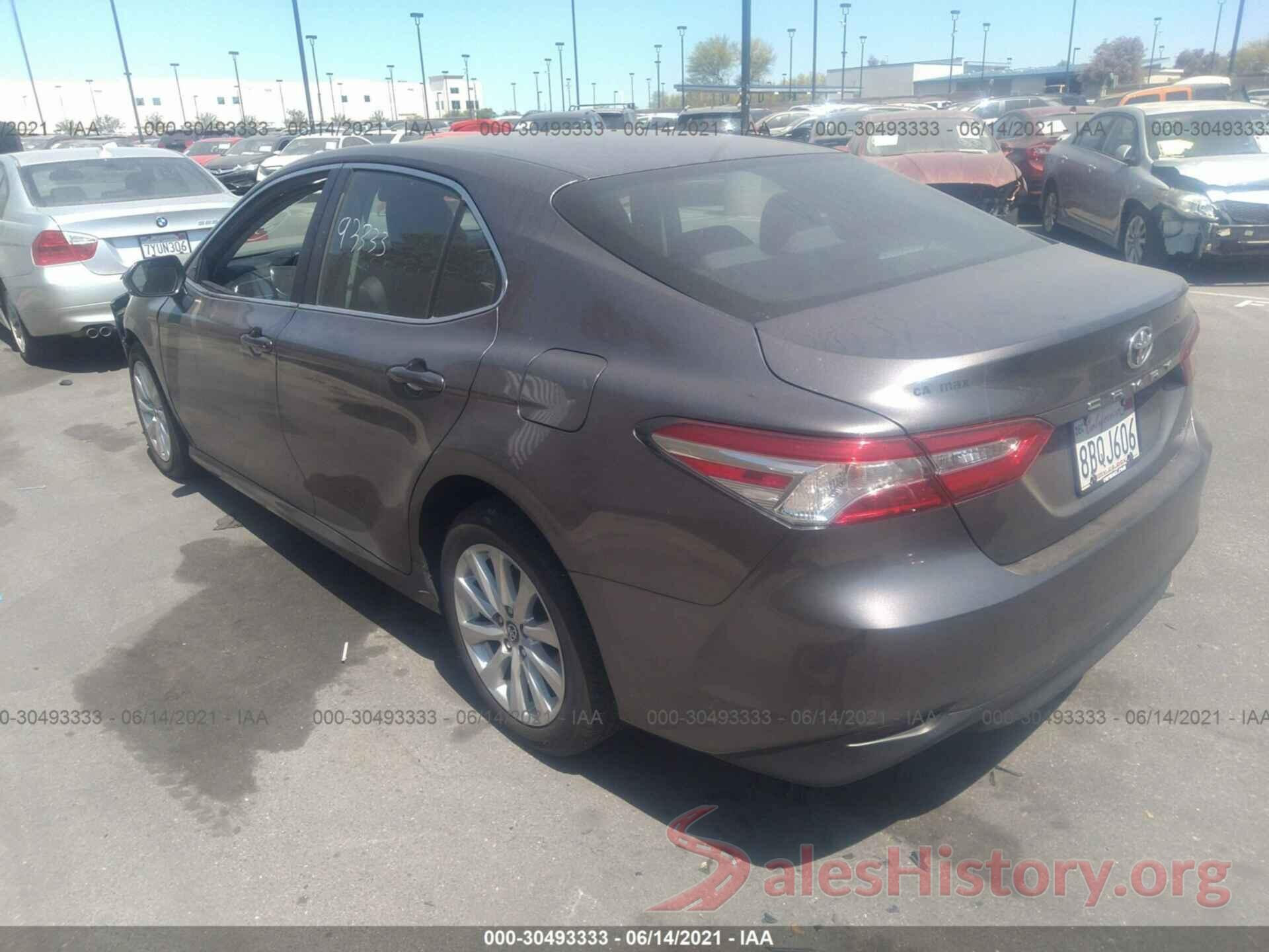 4T1B11HK1JU538262 2018 TOYOTA CAMRY