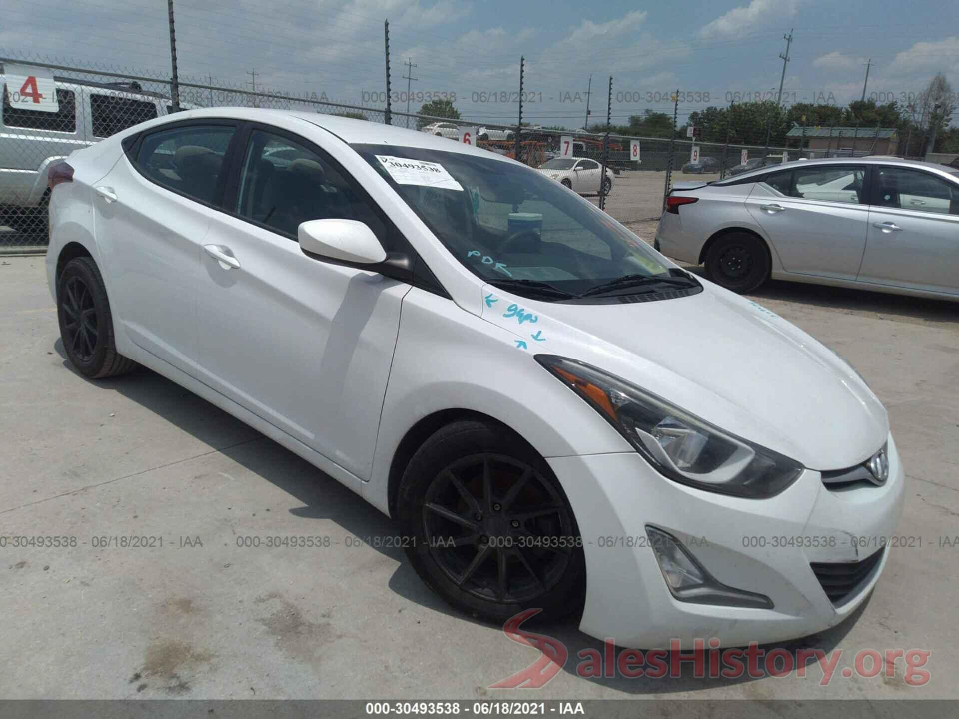 5NPDH4AE5GH789982 2016 HYUNDAI ELANTRA