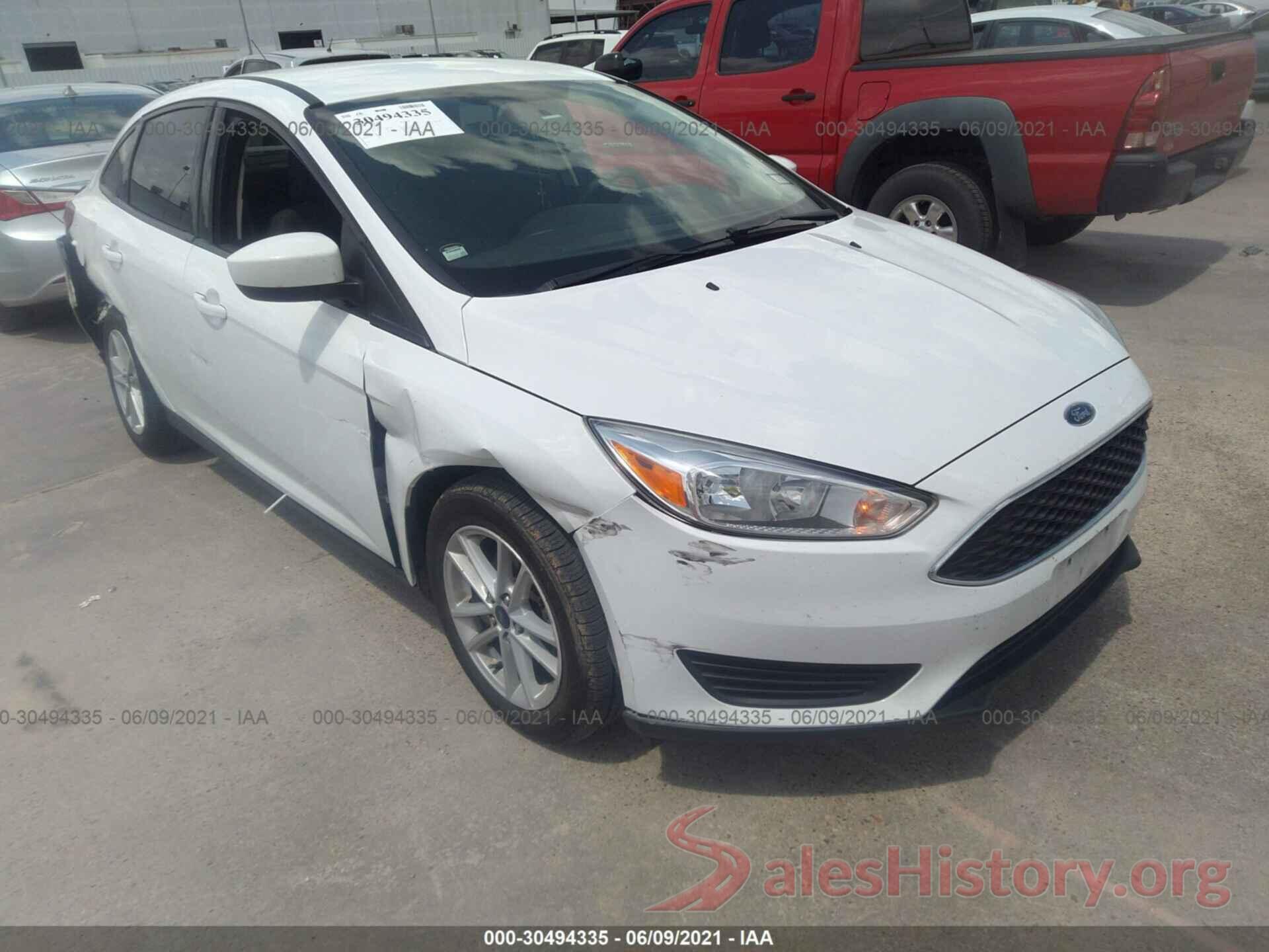 1FADP3F27JL240241 2018 FORD FOCUS