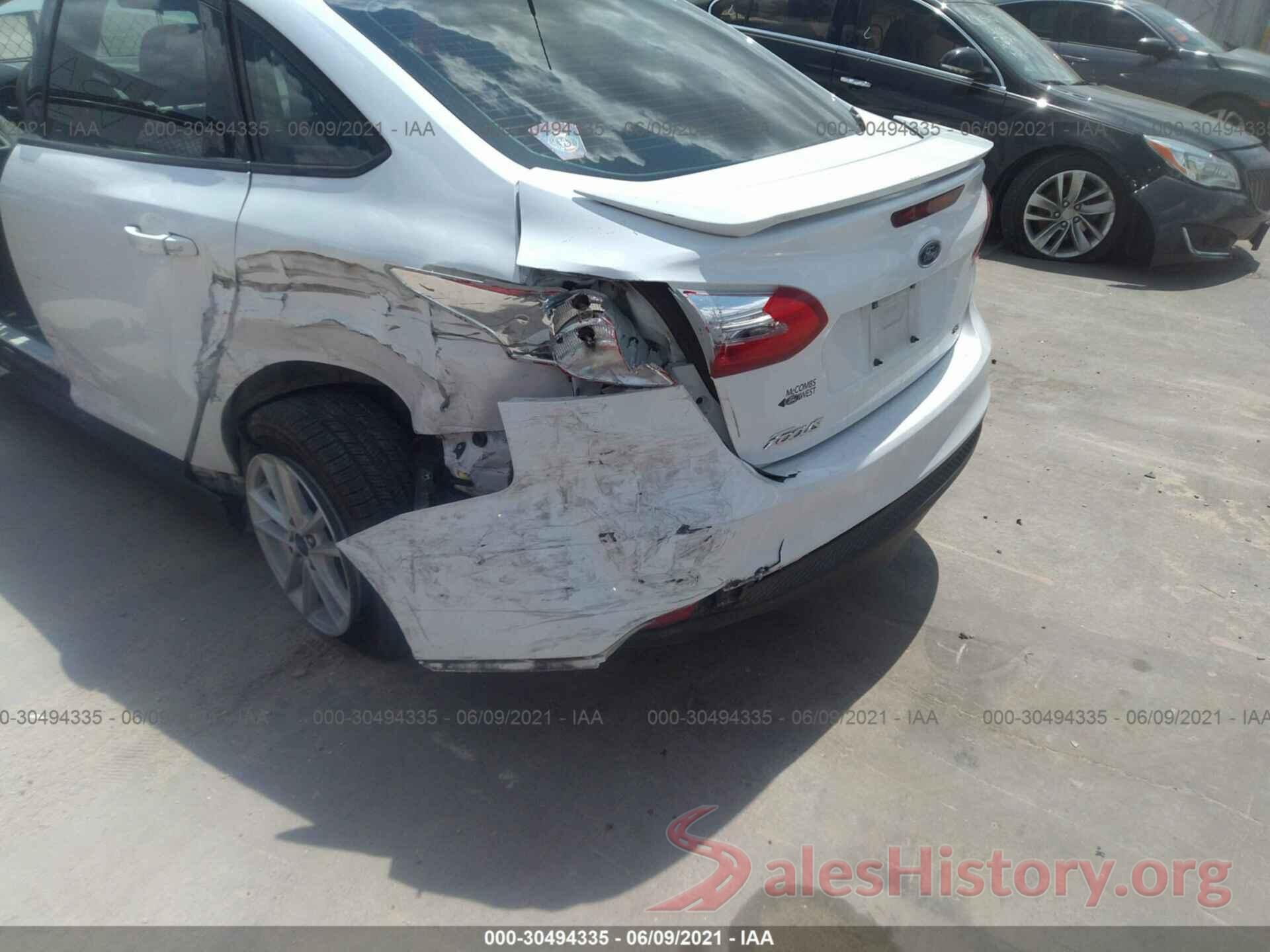 1FADP3F27JL240241 2018 FORD FOCUS