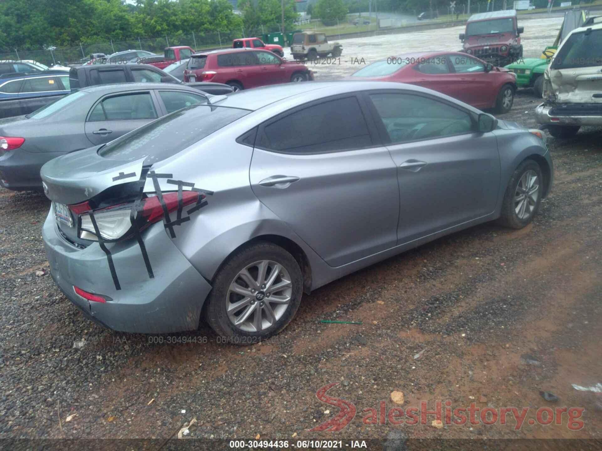 5NPDH4AE0GH707804 2016 HYUNDAI ELANTRA