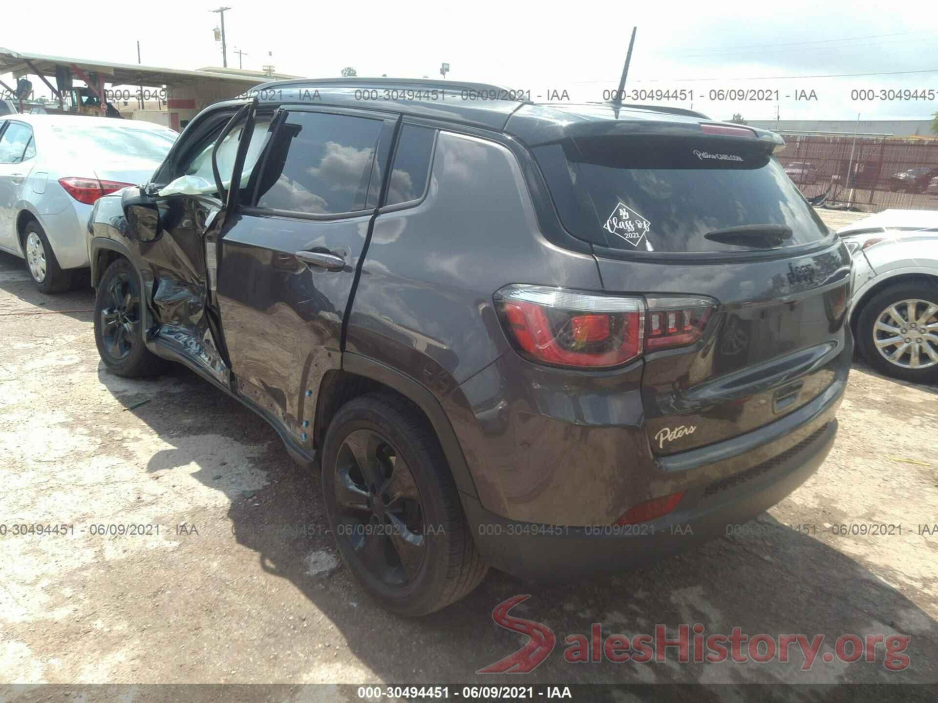 3C4NJCBB1JT460825 2018 JEEP COMPASS