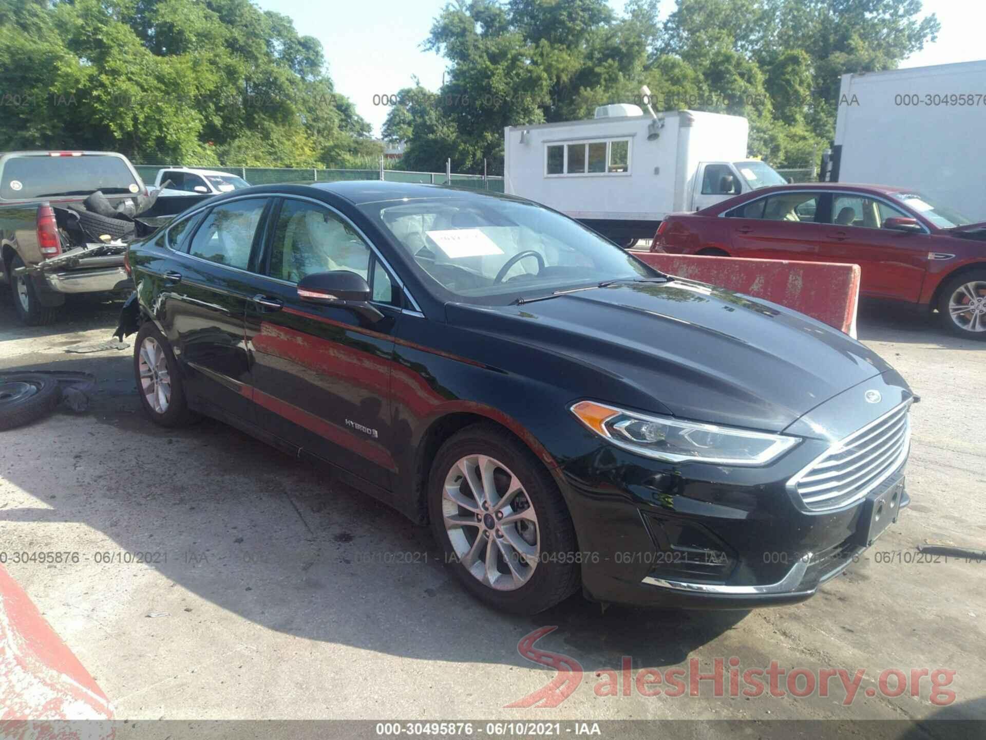 3FA6P0MU5KR256050 2019 FORD FUSION HYBRID