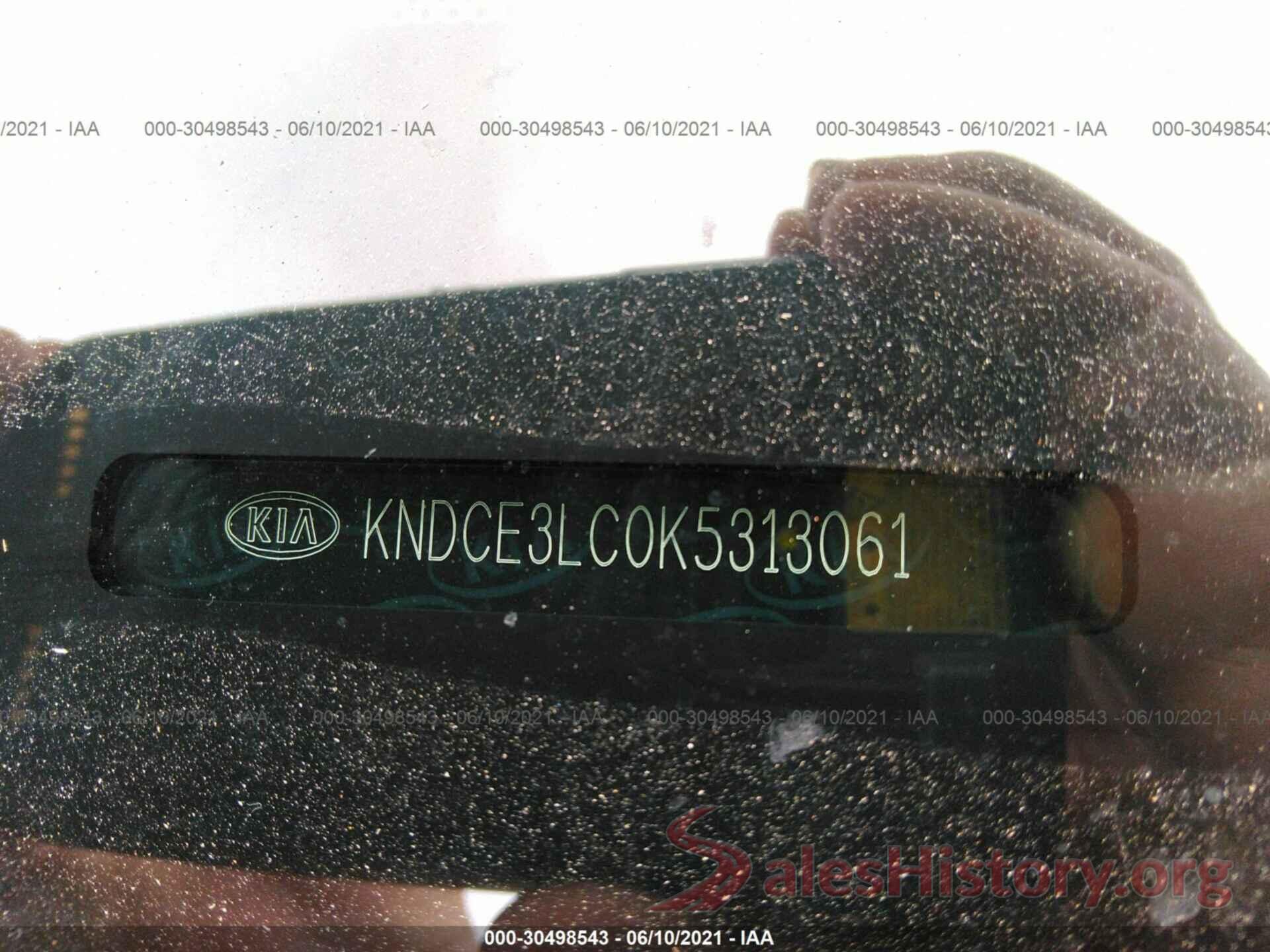 KNDCE3LC0K5313061 2019 KIA NIRO