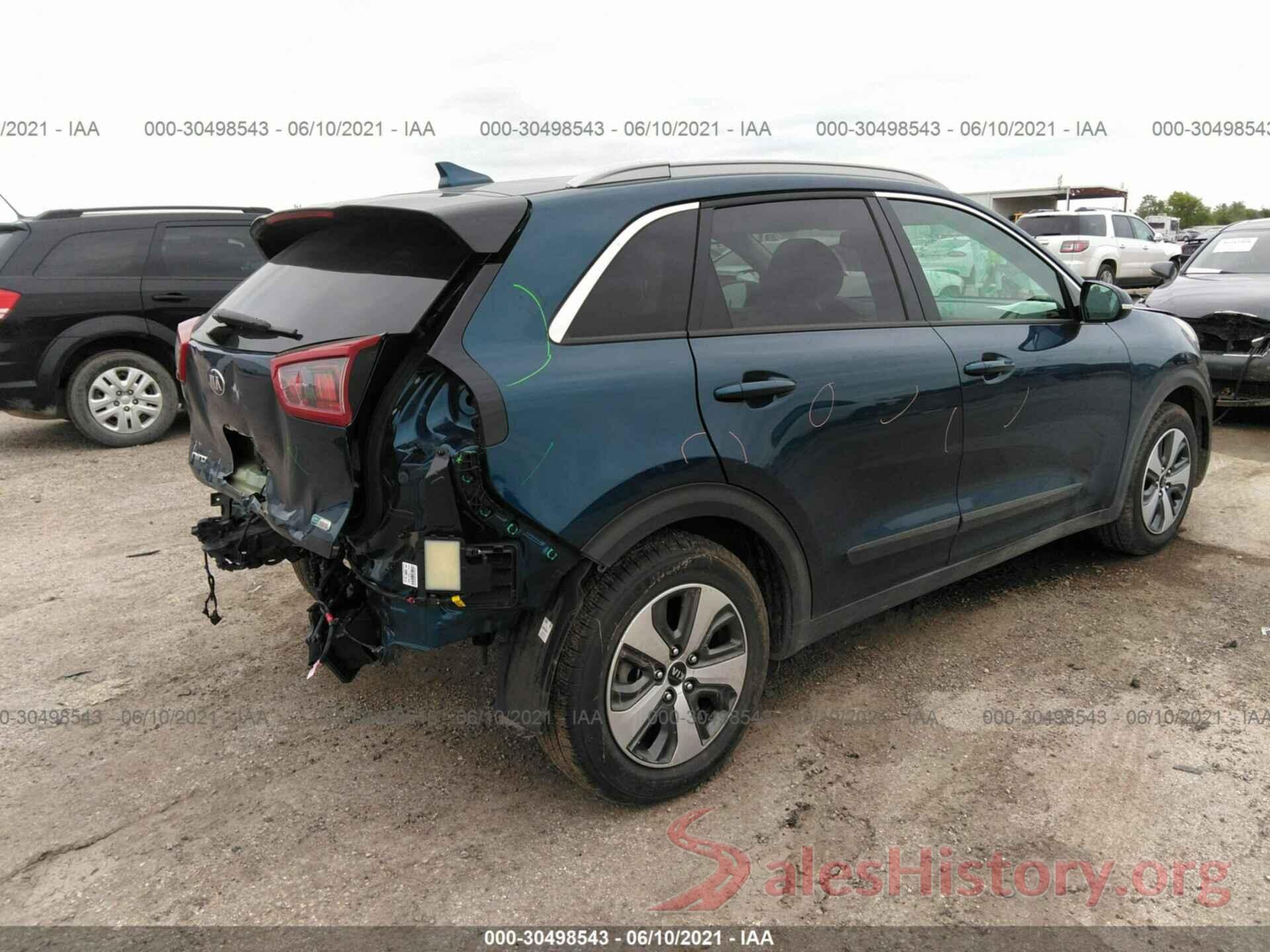 KNDCE3LC0K5313061 2019 KIA NIRO