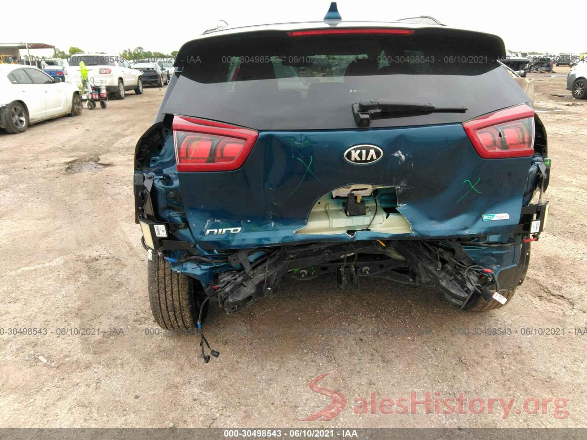 KNDCE3LC0K5313061 2019 KIA NIRO