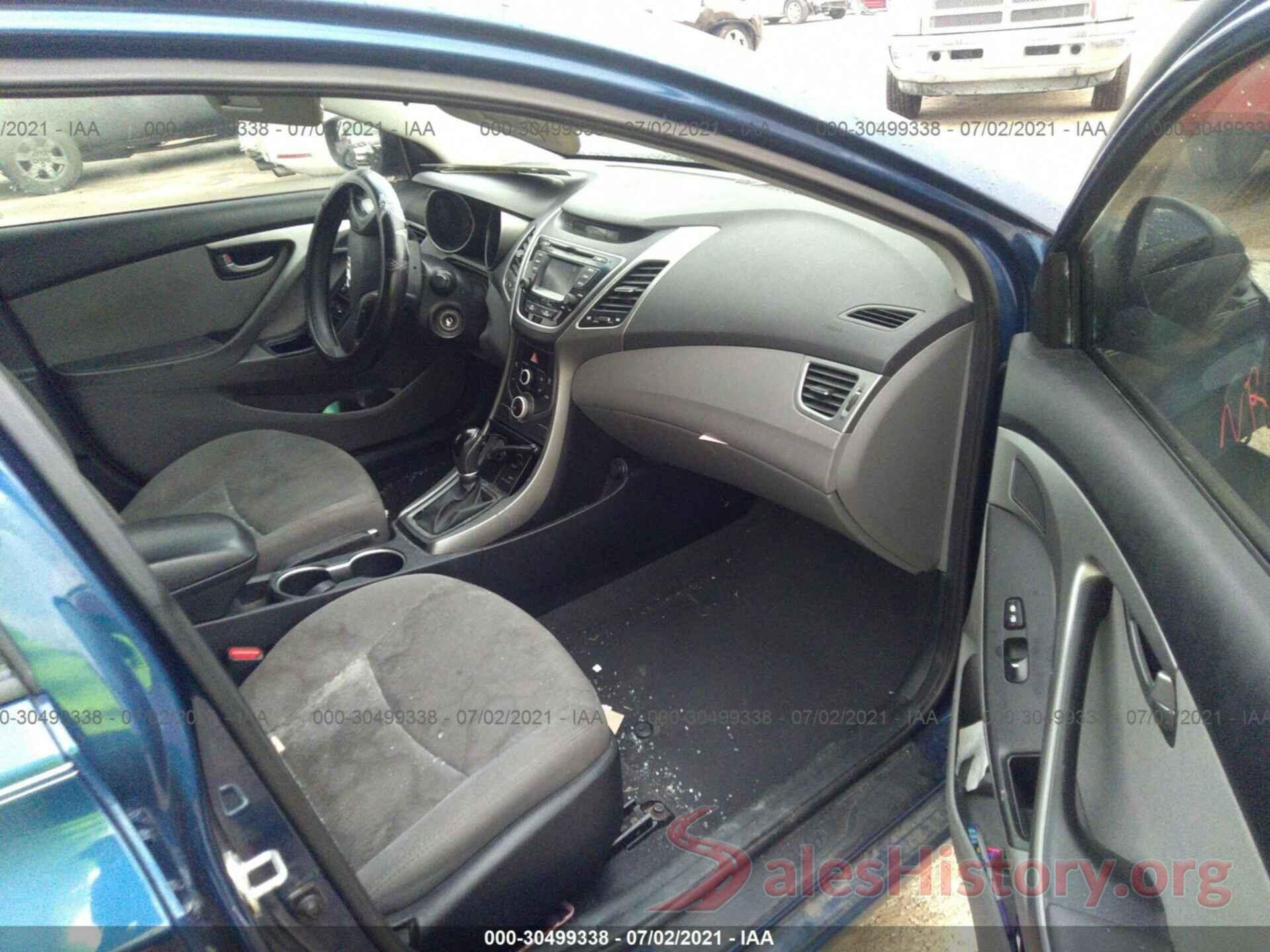 5NPDH4AE6GH710822 2016 HYUNDAI ELANTRA