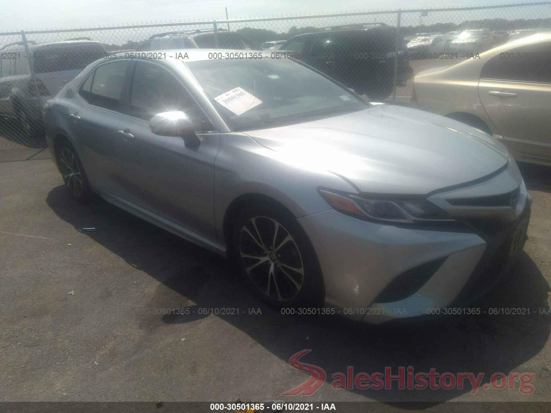 JTNB11HK7J3015544 2018 TOYOTA CAMRY