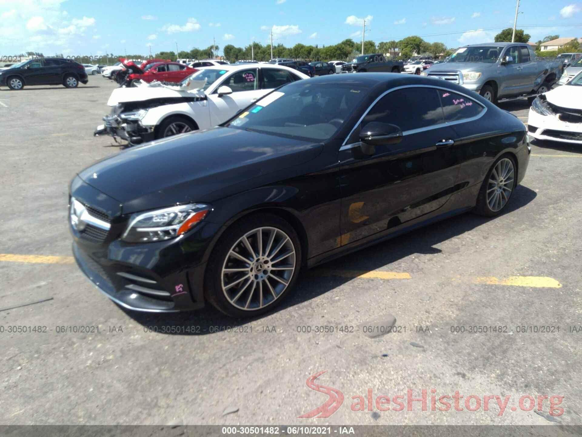 WDDWJ8DB4KF835882 2019 MERCEDES-BENZ C-CLASS