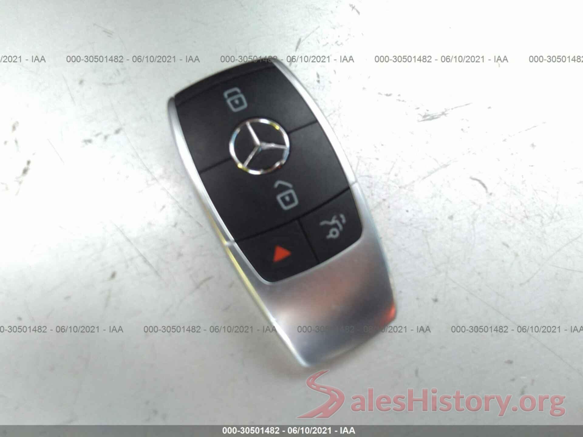 WDDWJ8DB4KF835882 2019 MERCEDES-BENZ C-CLASS