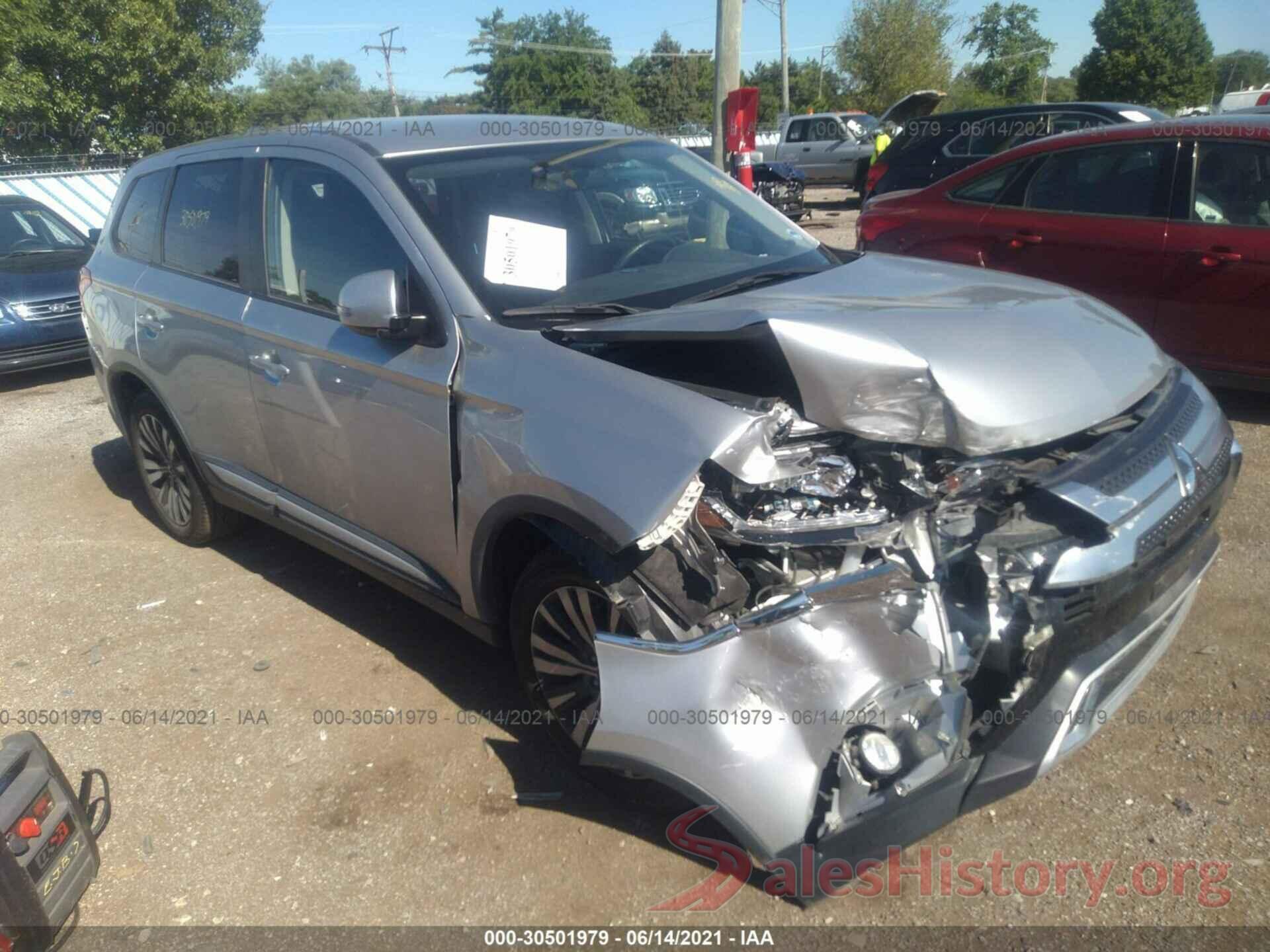 JA4AD3A33KZ042478 2019 MITSUBISHI OUTLANDER