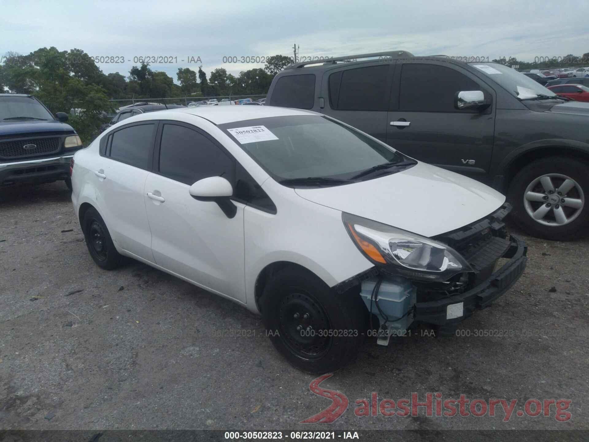 KNADM4A37G6650261 2016 KIA RIO