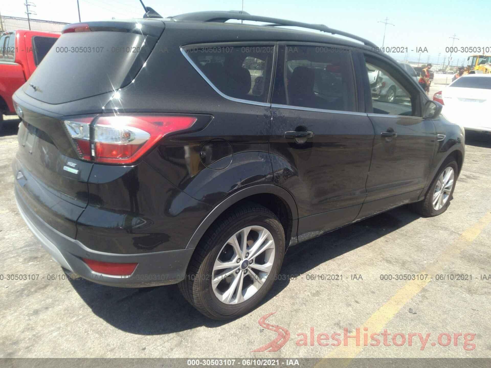 1FMCU0GD1JUB17330 2018 FORD ESCAPE