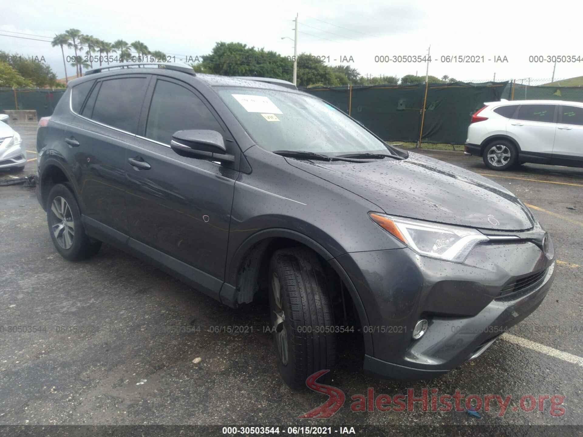 2T3WFREVXJW497699 2018 TOYOTA RAV4