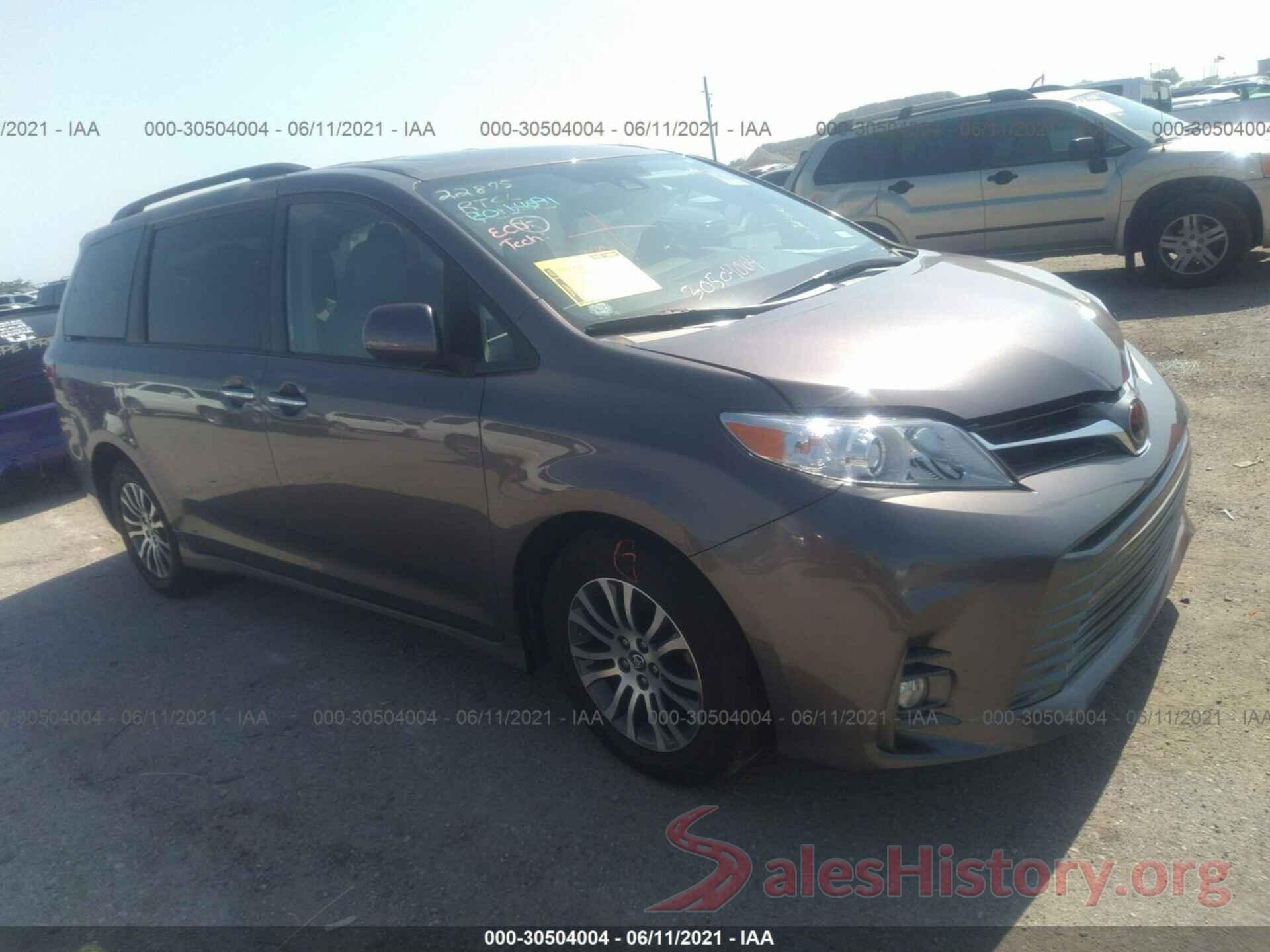 5TDYZ3DC8KS996792 2019 TOYOTA SIENNA