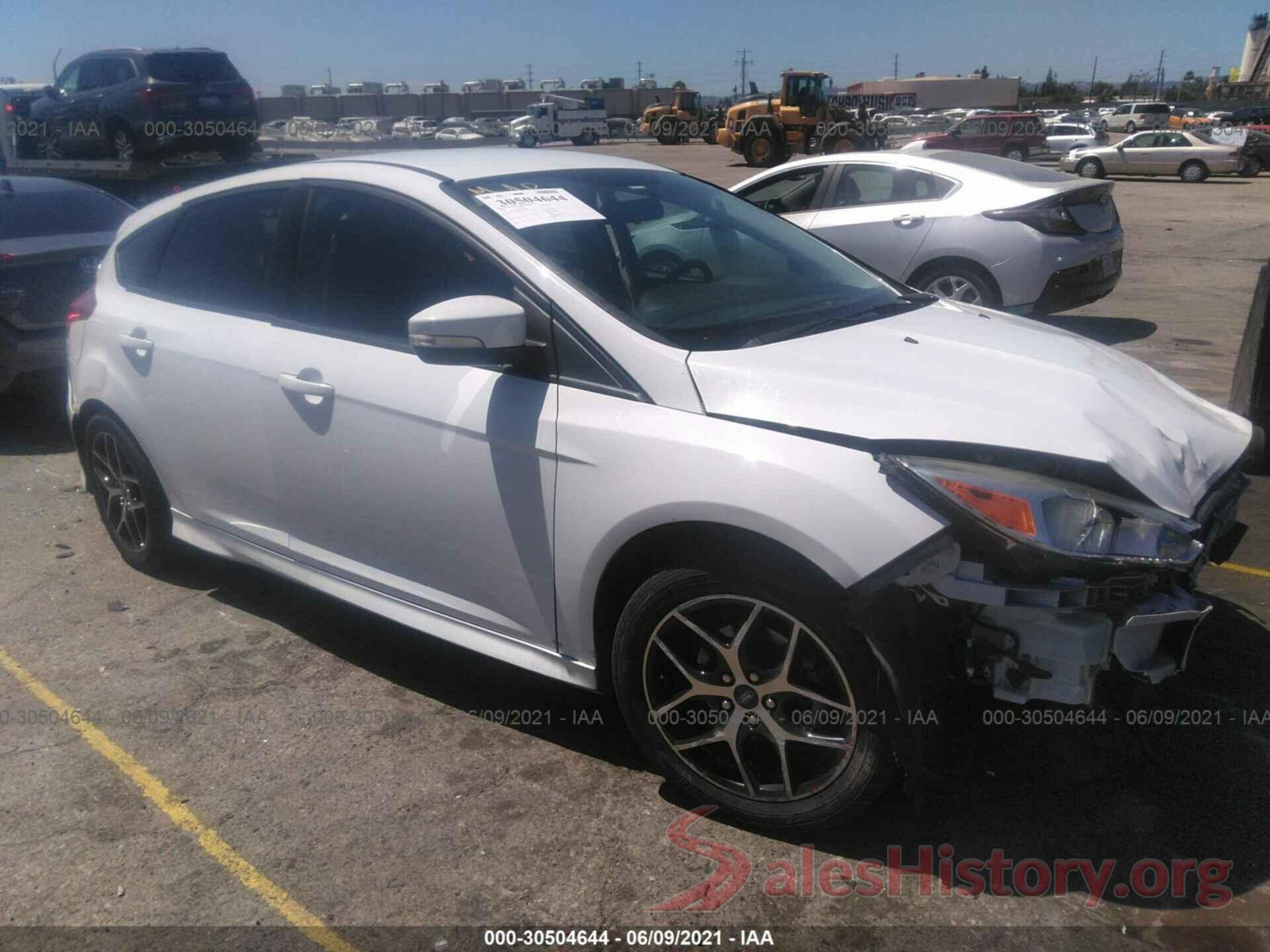 1FADP3K22GL391809 2016 FORD FOCUS