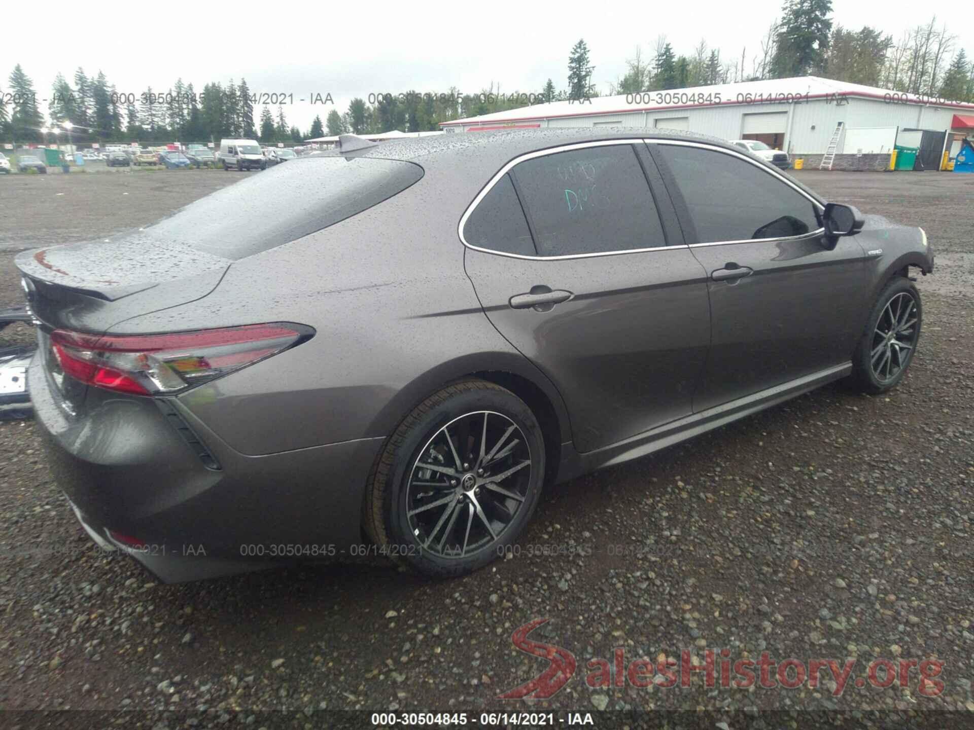 4T1G31AK1MU557151 2021 TOYOTA CAMRY